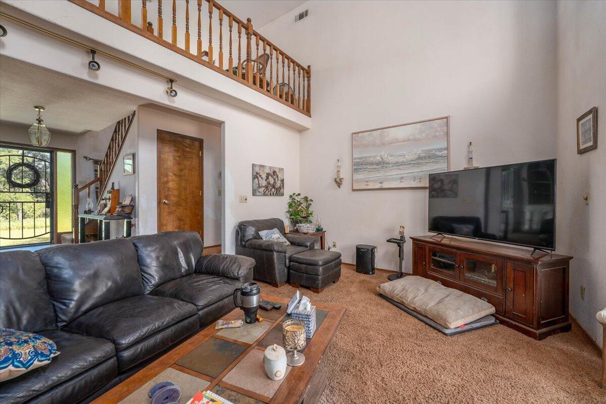 property viewer photo 15