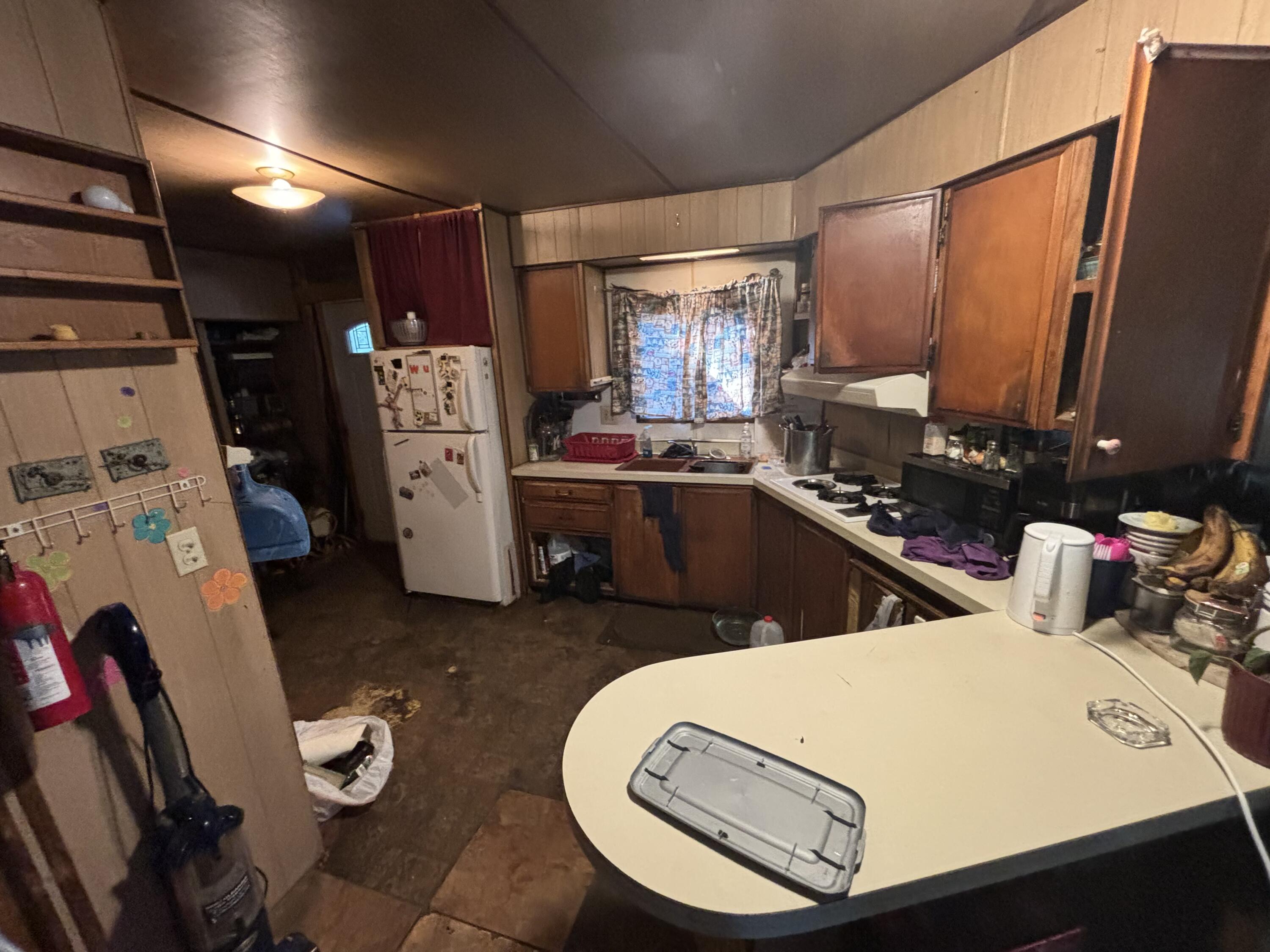 property viewer photo 5