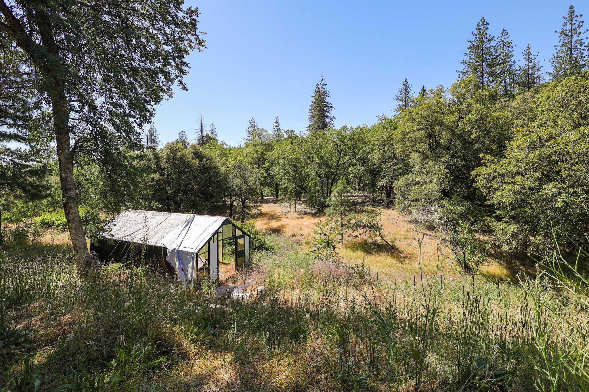property viewer photo 2