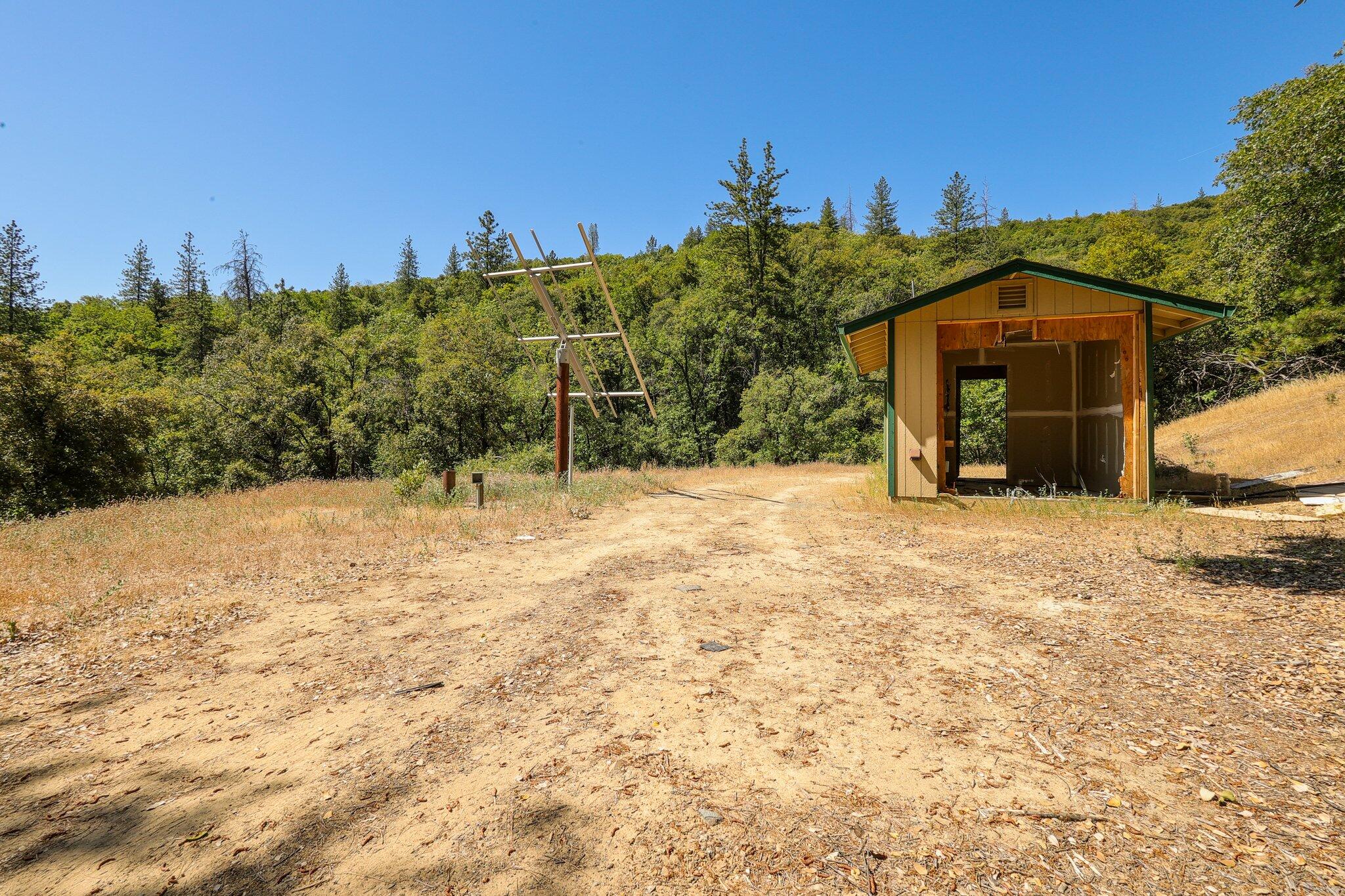 property viewer photo 3