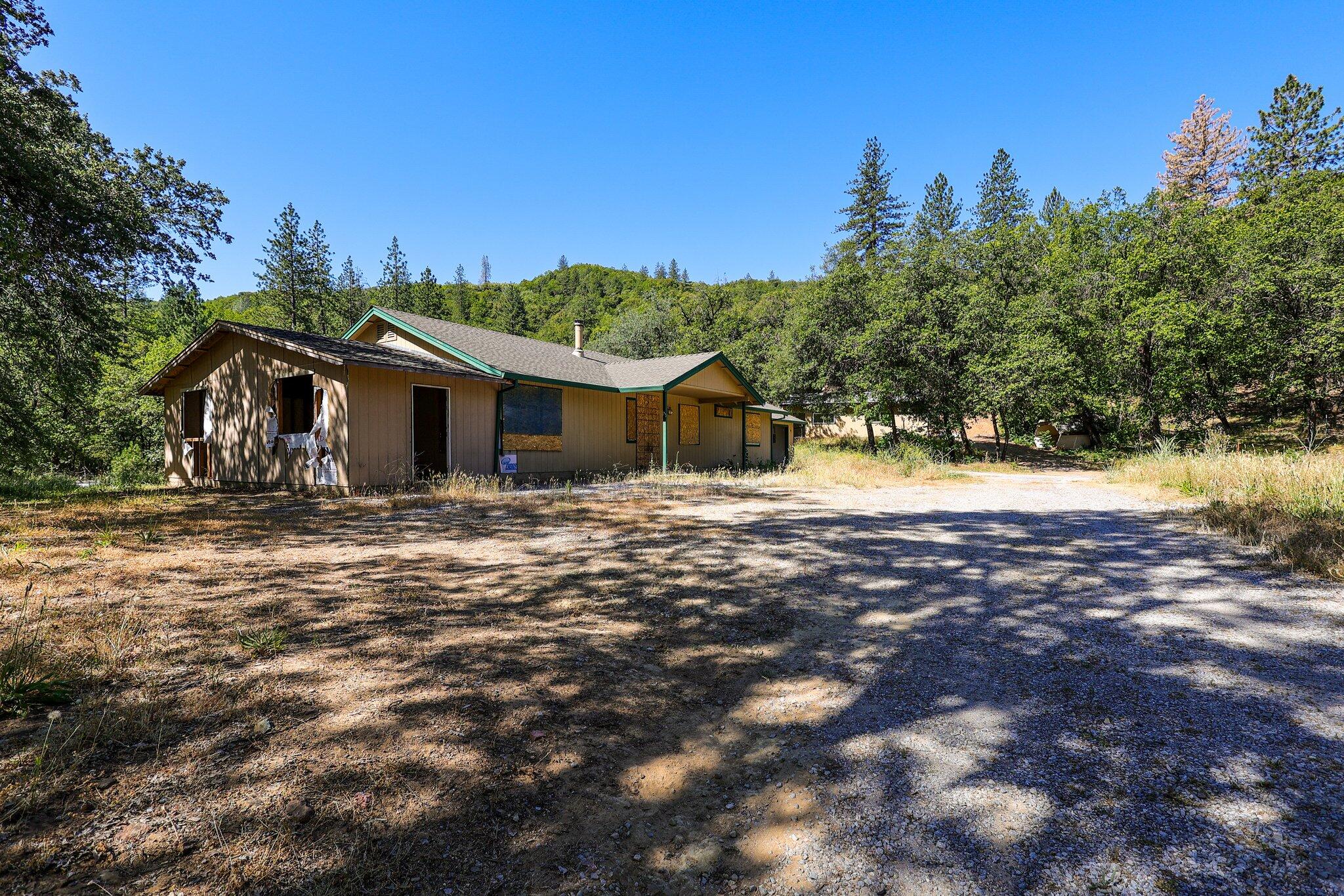 property viewer photo 5