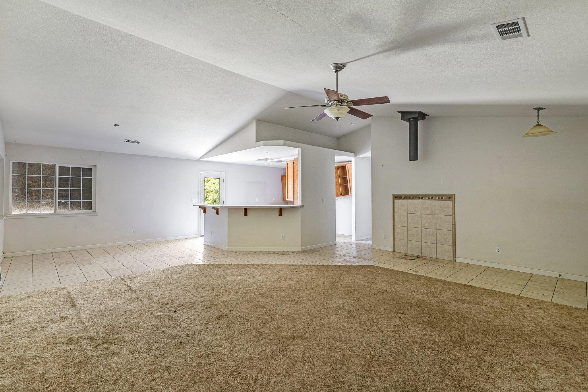 property viewer photo 6
