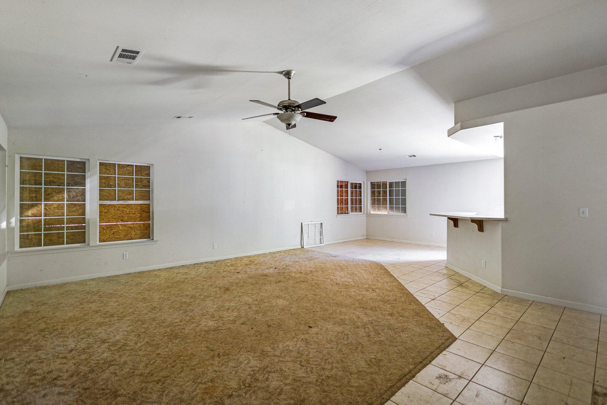 property viewer photo 7