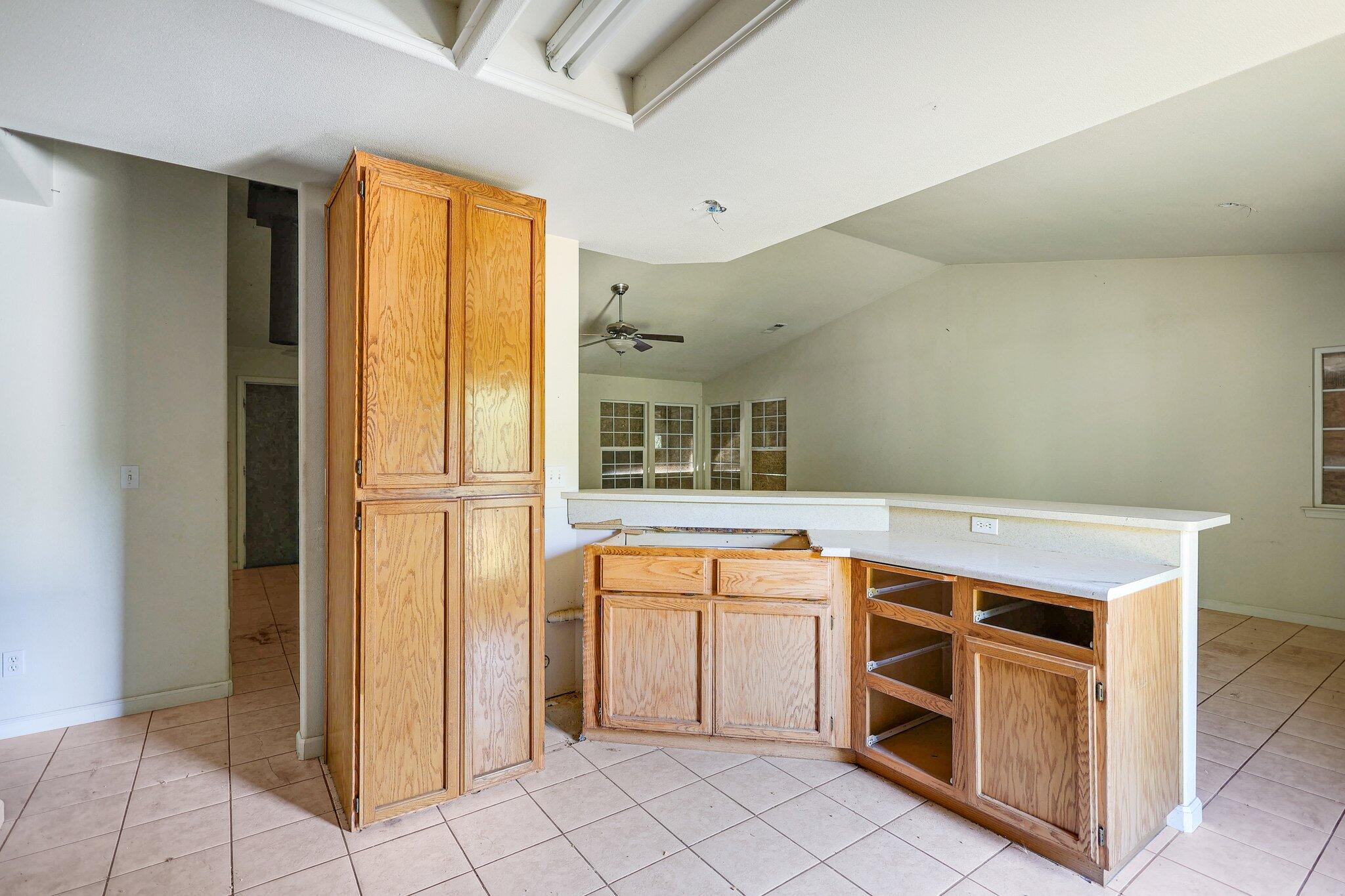 property viewer photo 9