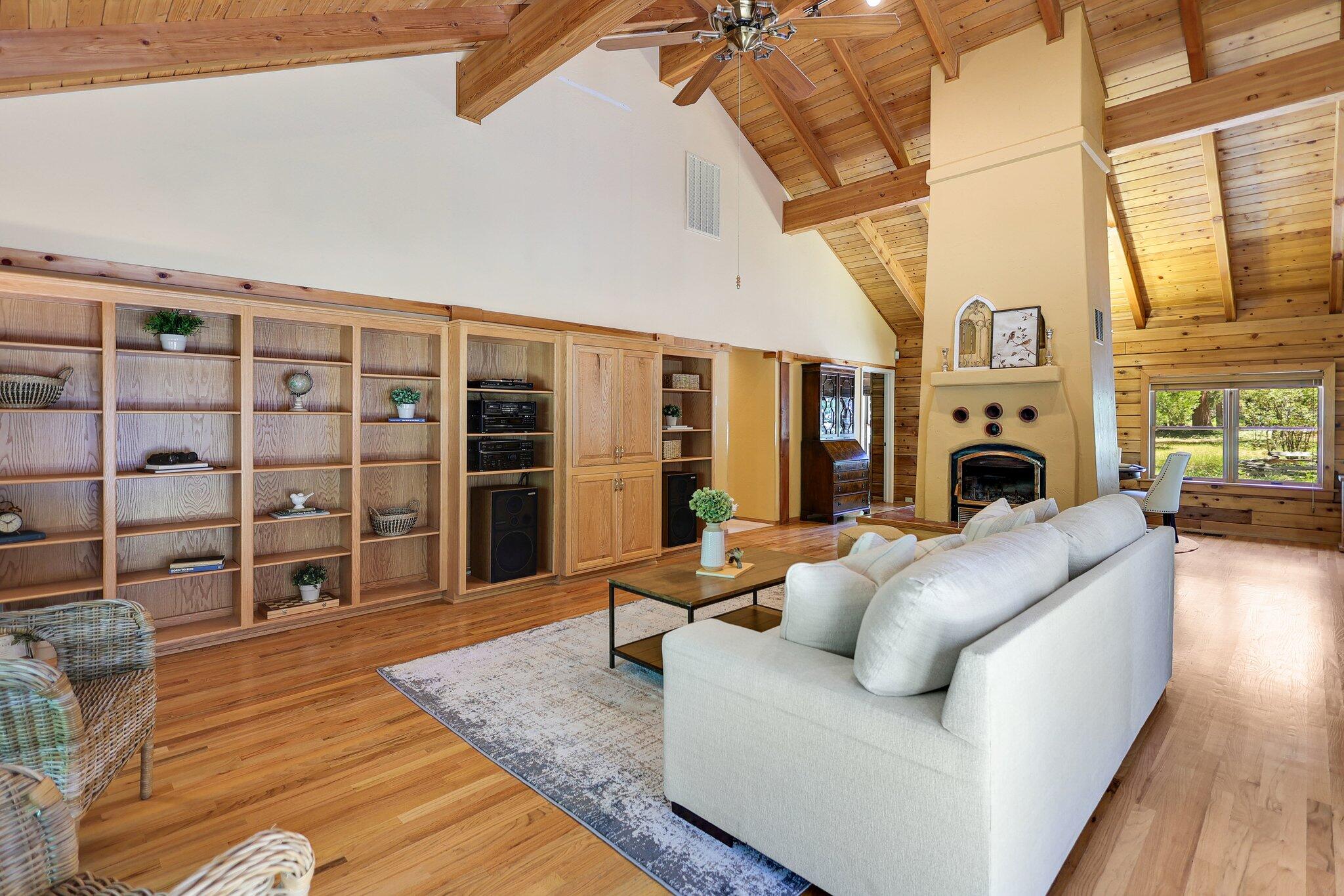 property viewer photo 13
