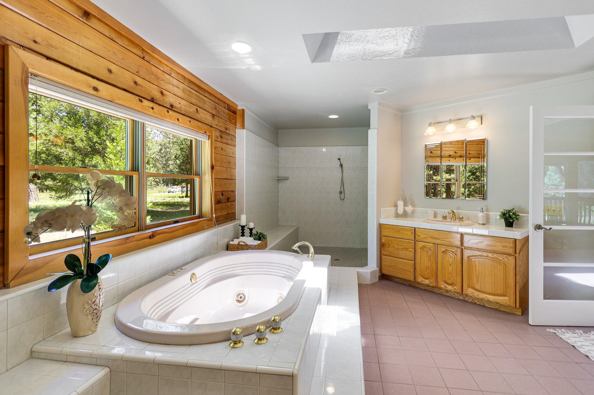 property viewer photo 27