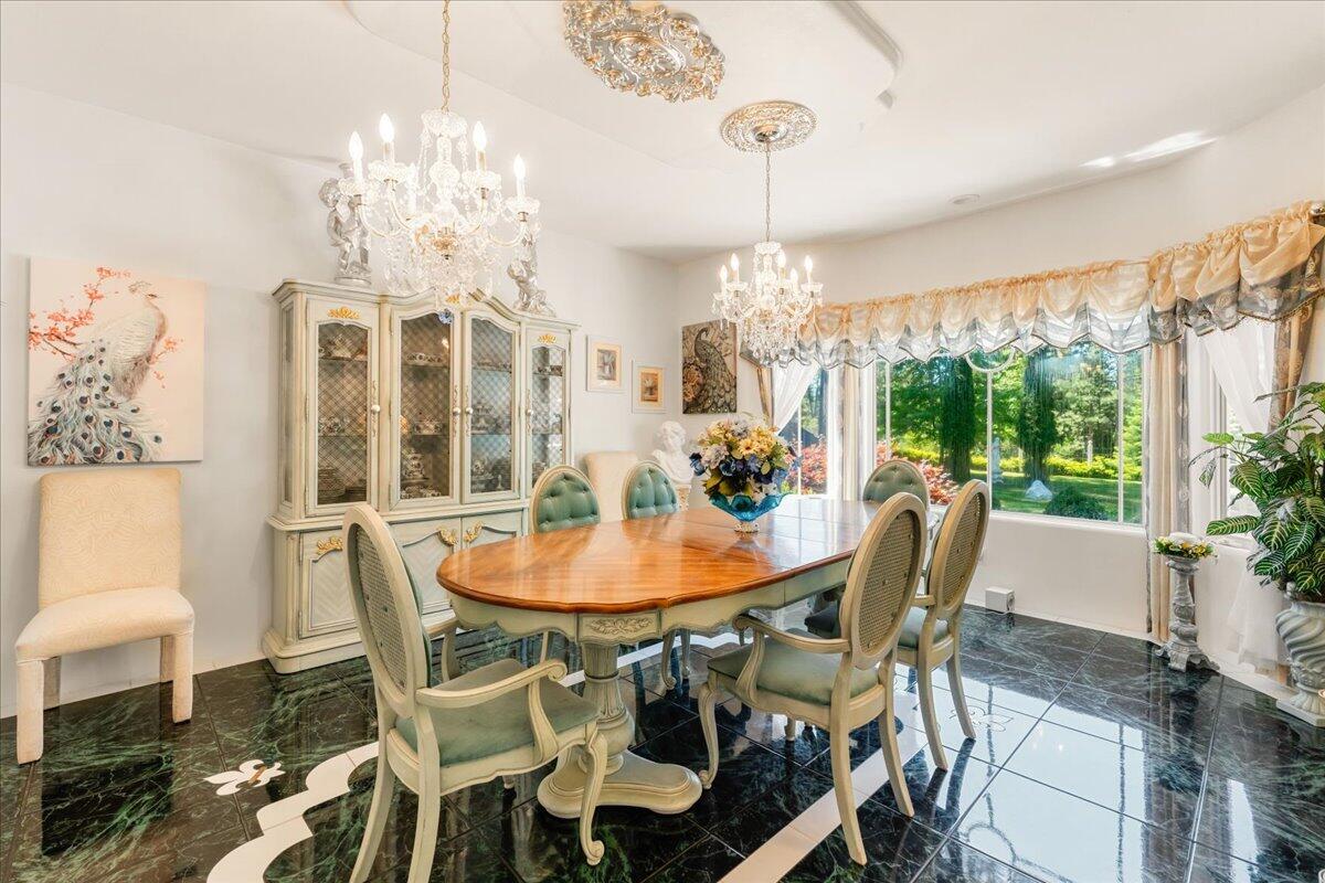 property viewer photo 32
