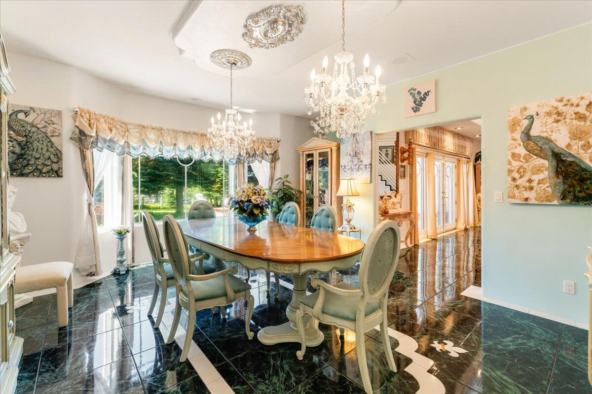 property viewer photo 33