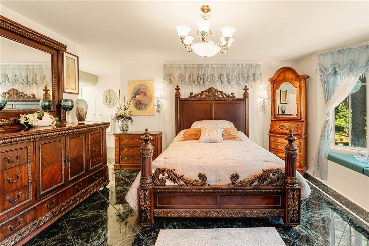 property viewer photo 66