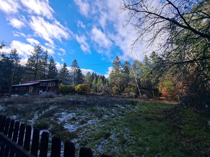 property viewer photo 3