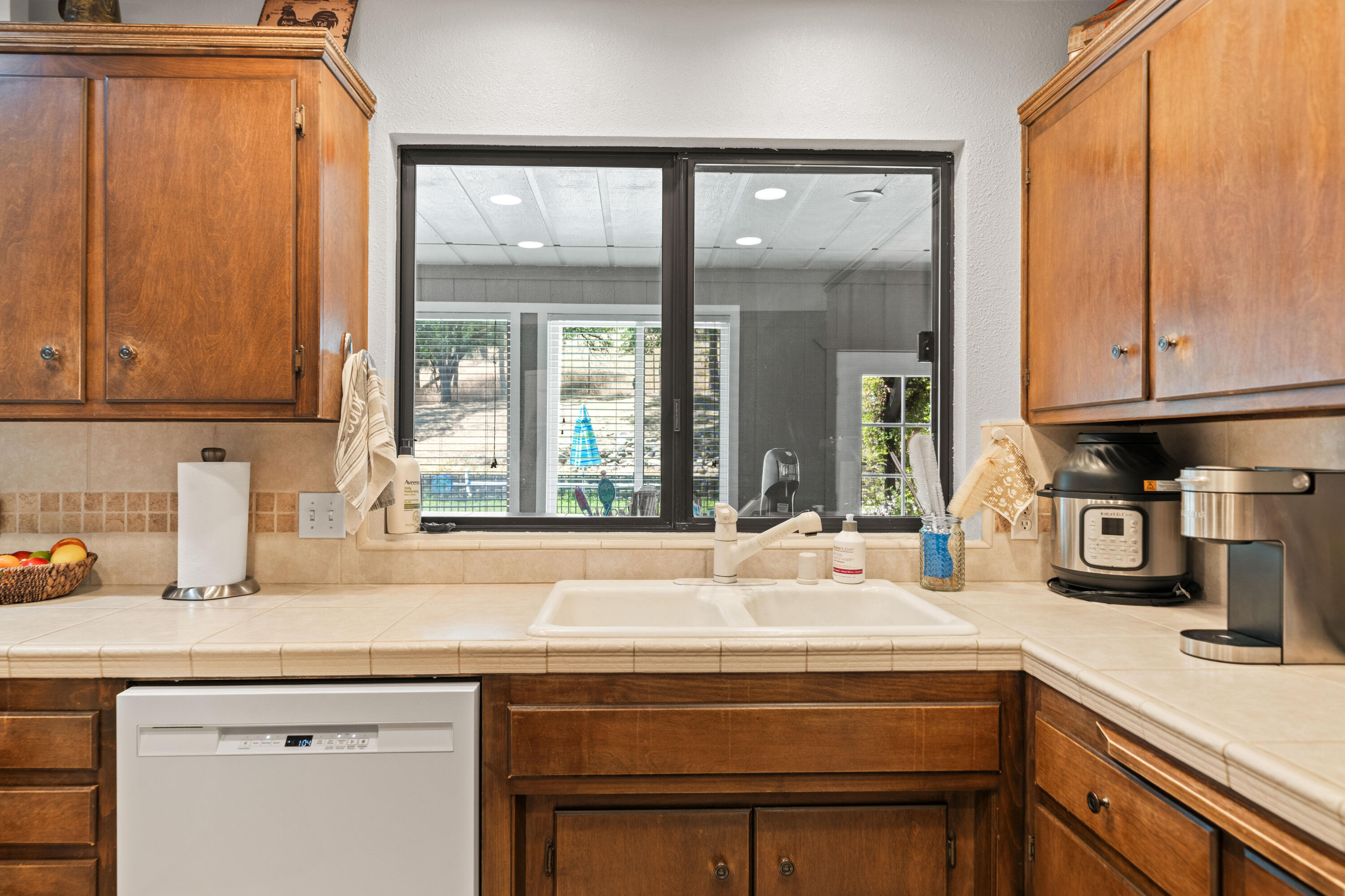 property viewer photo 10