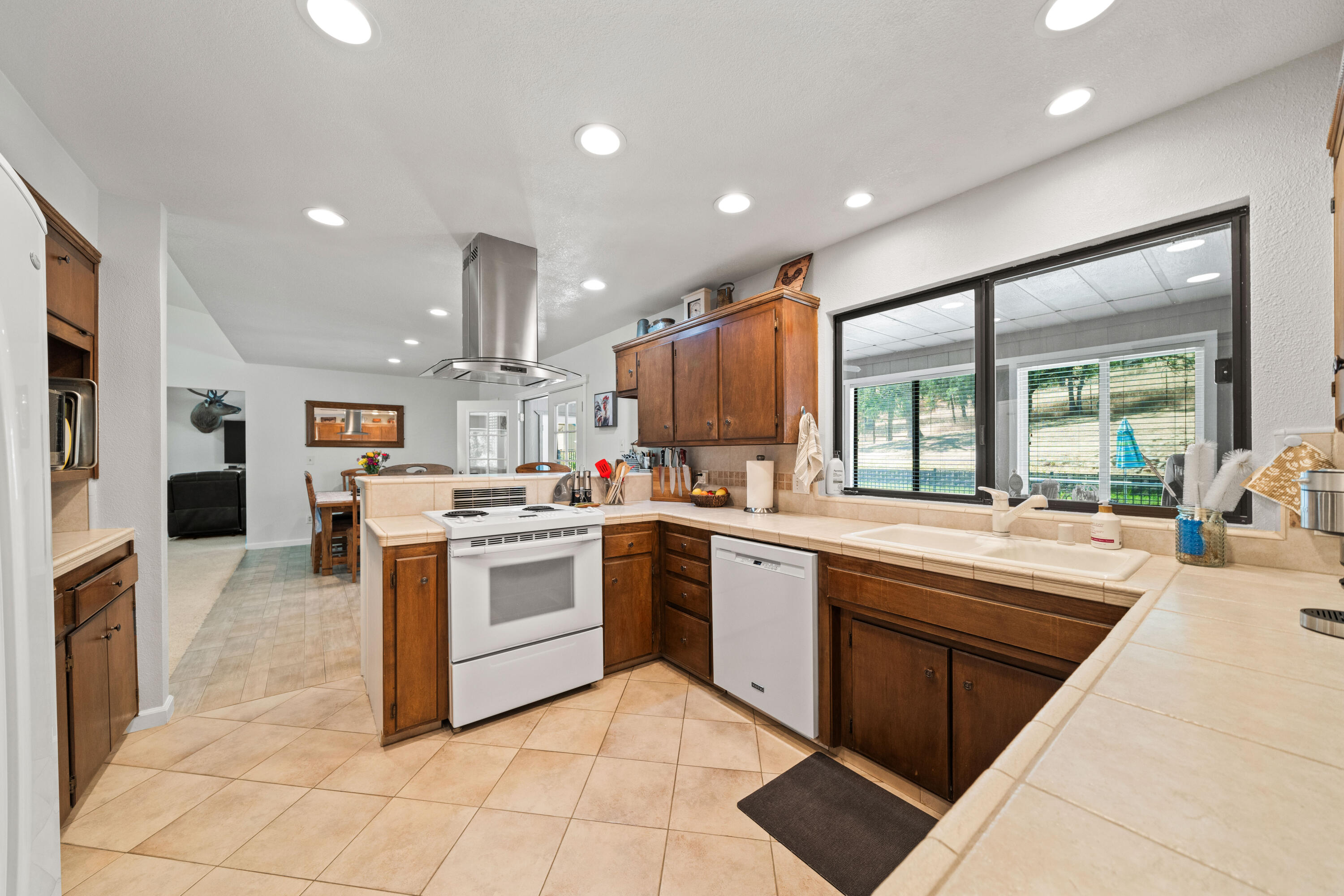 property viewer photo 12