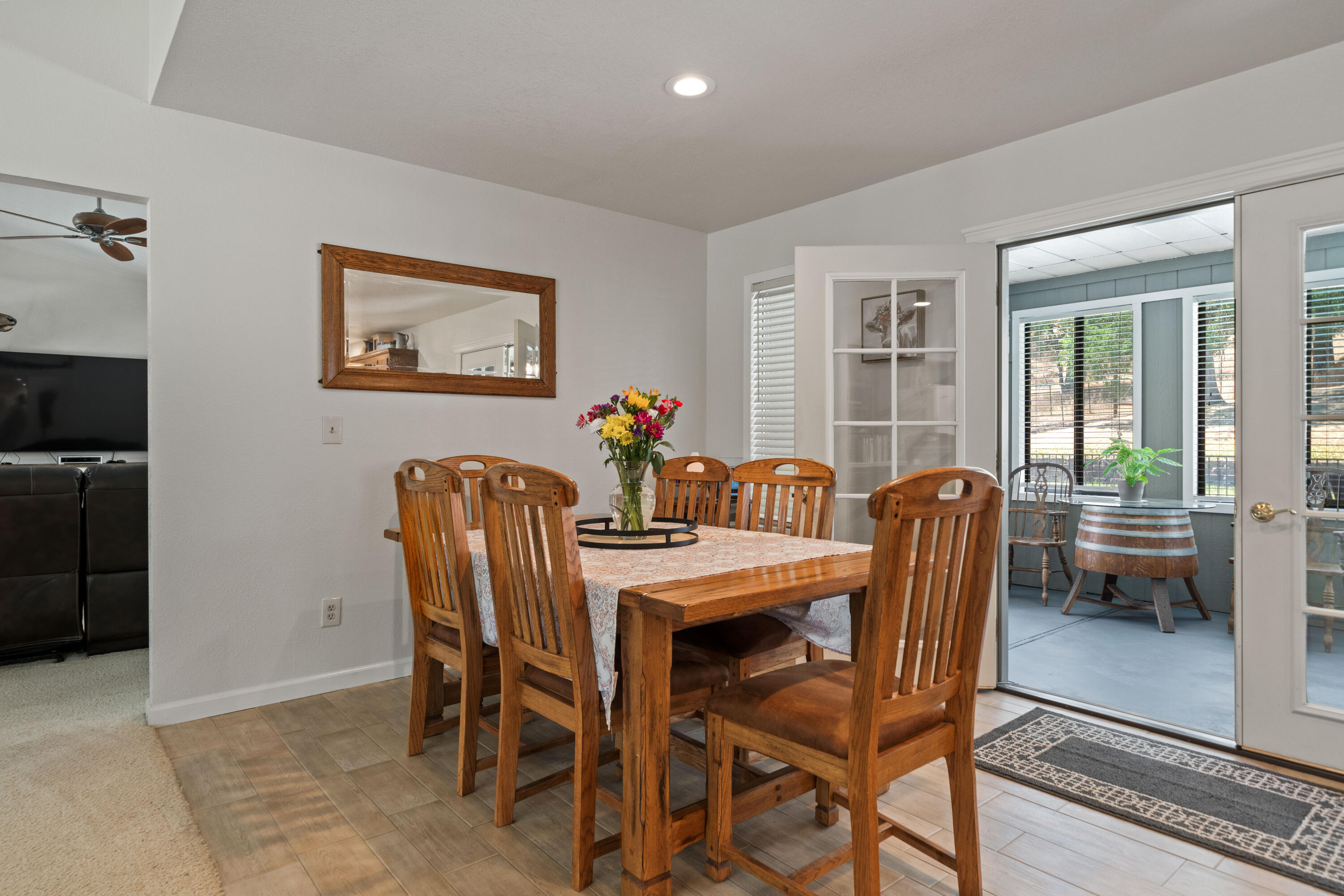 property viewer photo 15