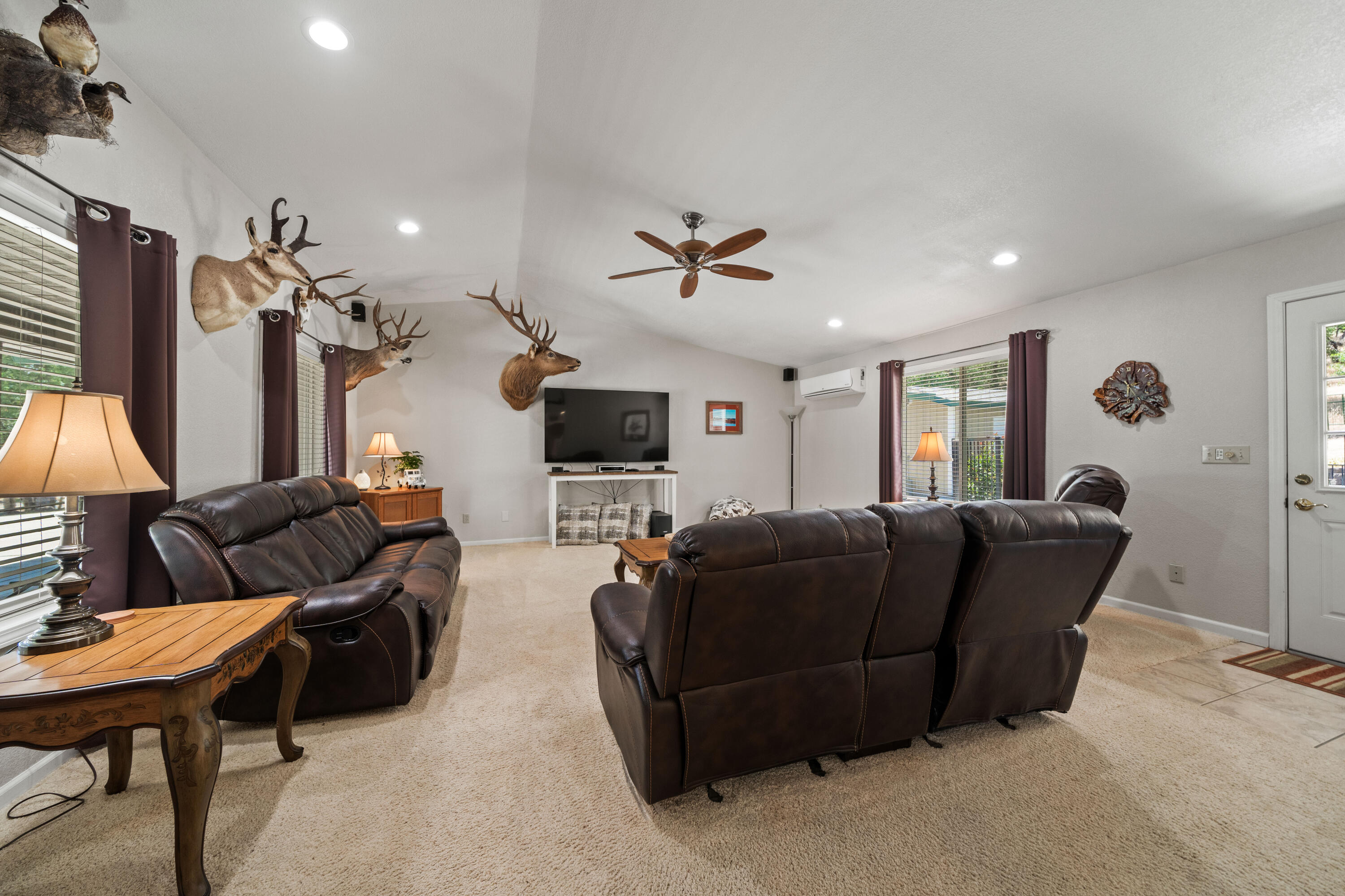 property viewer photo 16