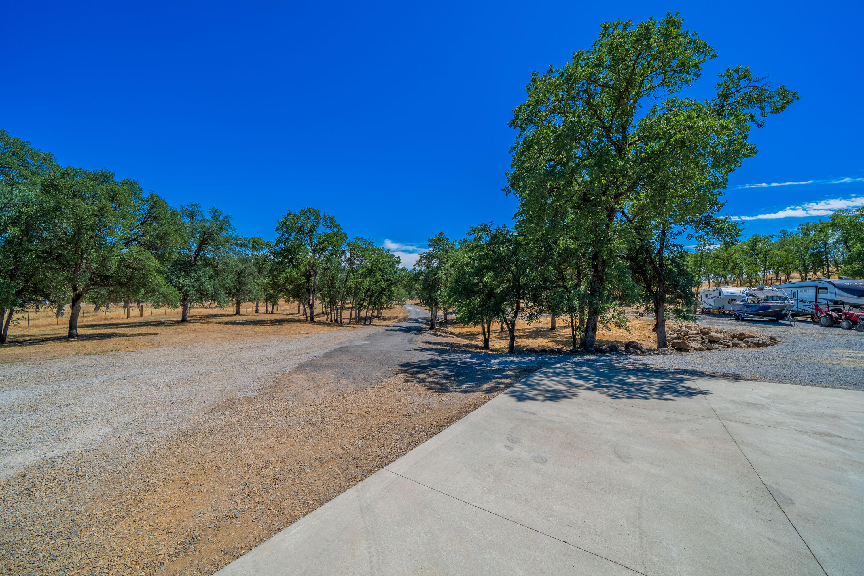 property viewer photo 2