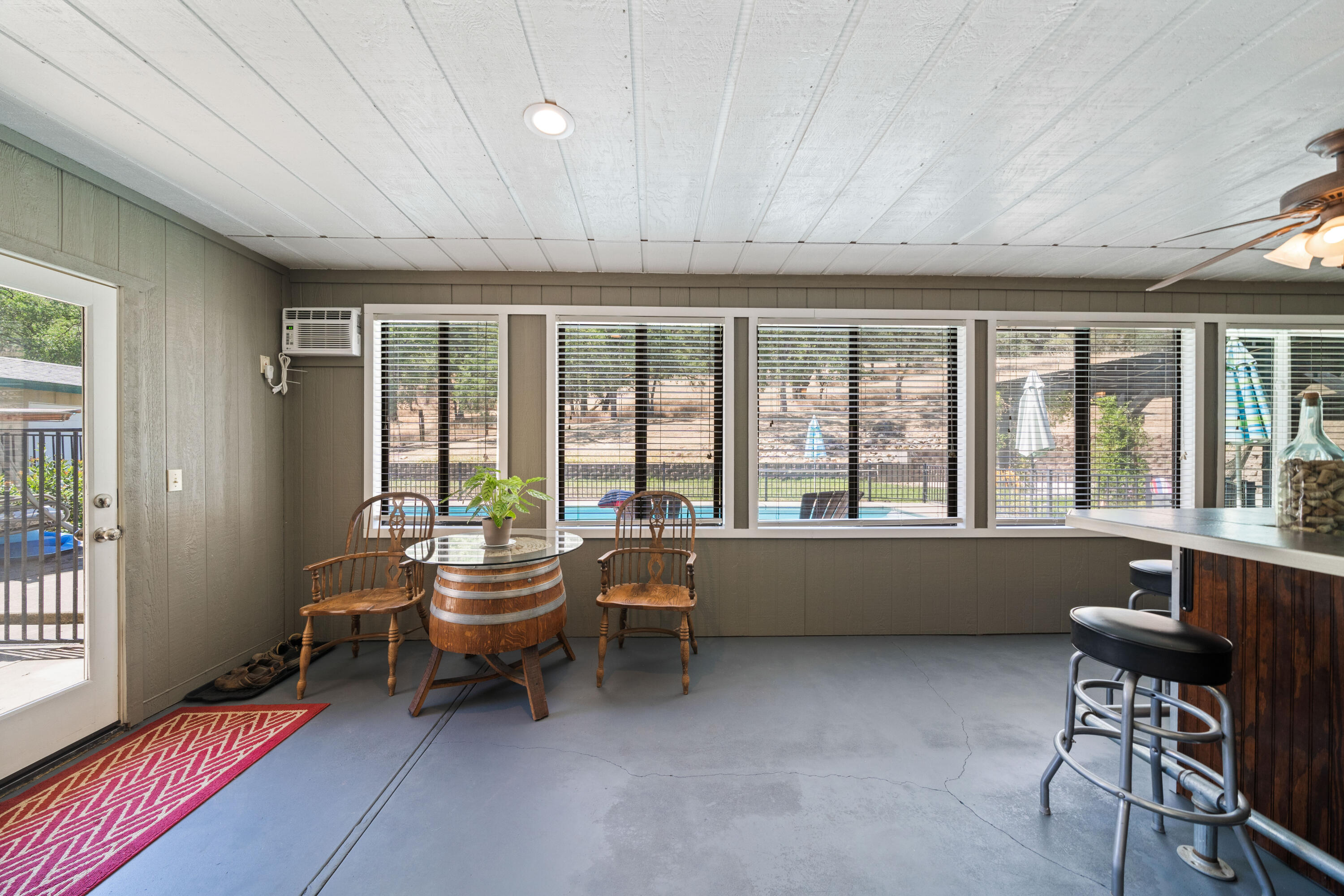 property viewer photo 28