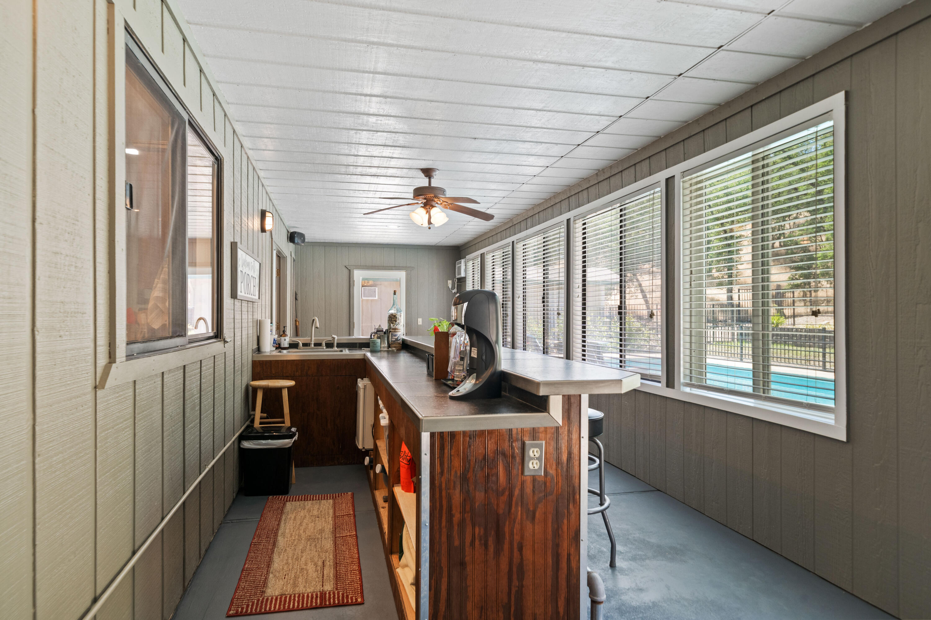 property viewer photo 30