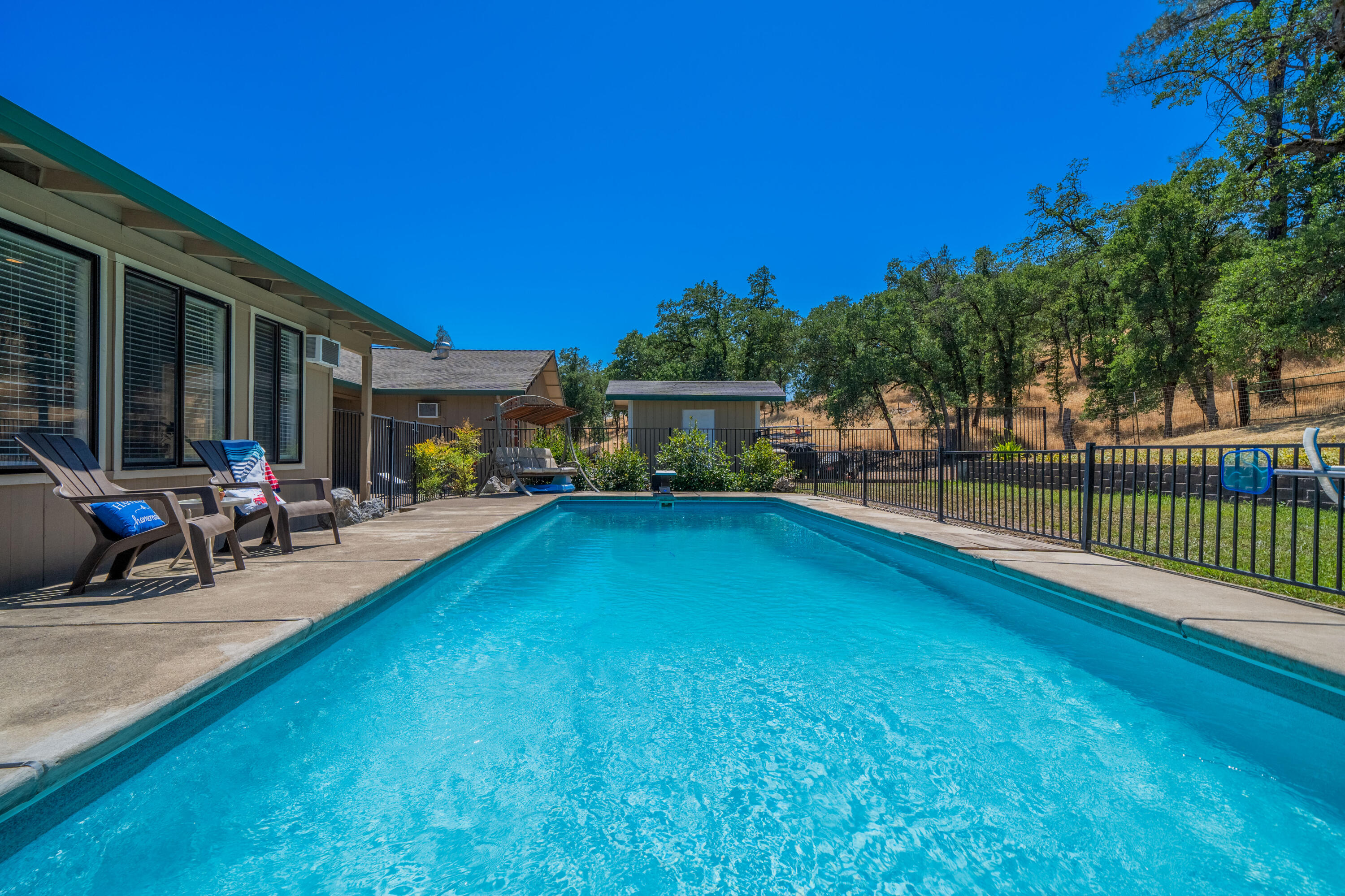 property viewer photo 37