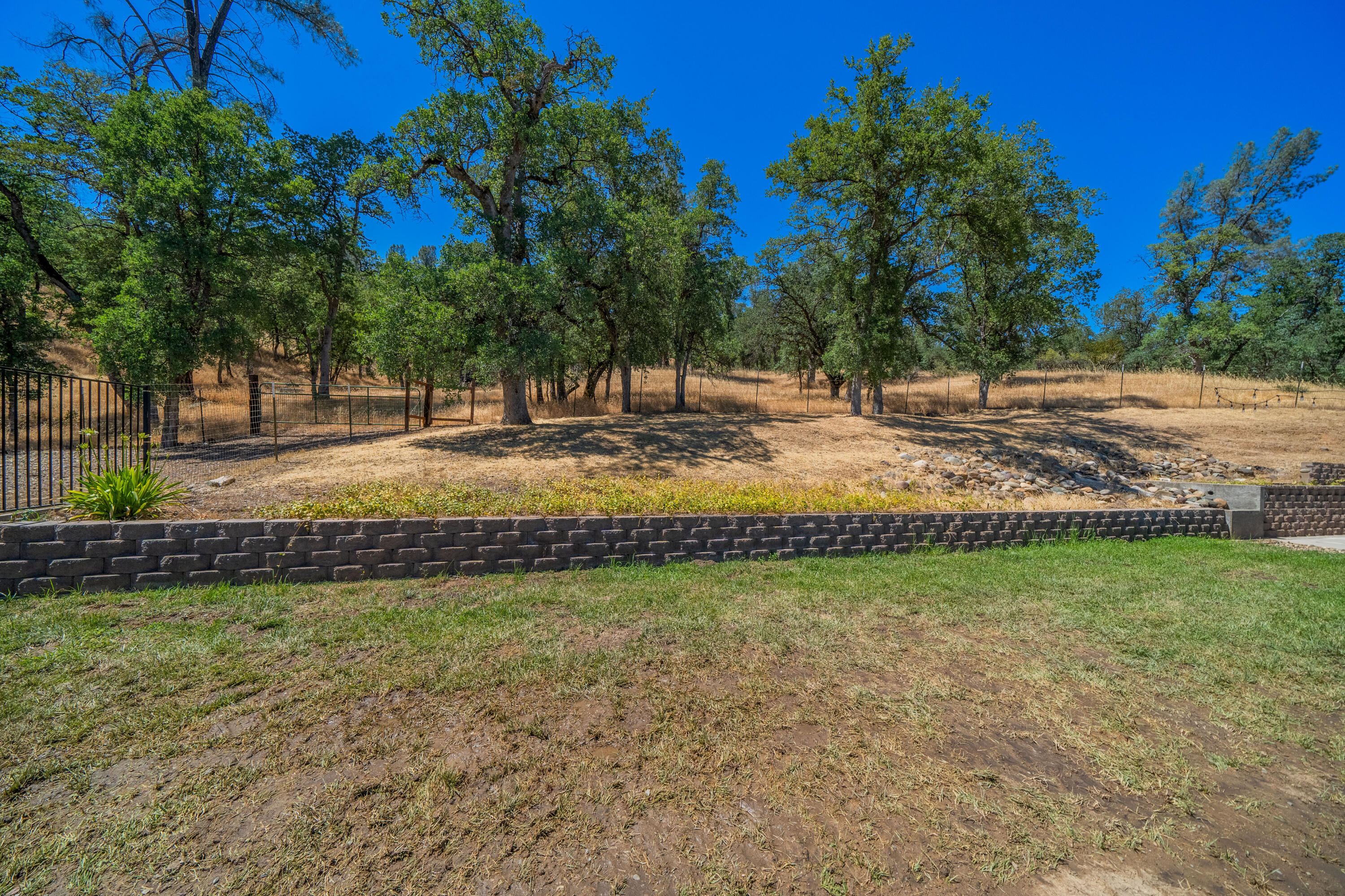 property viewer photo 49