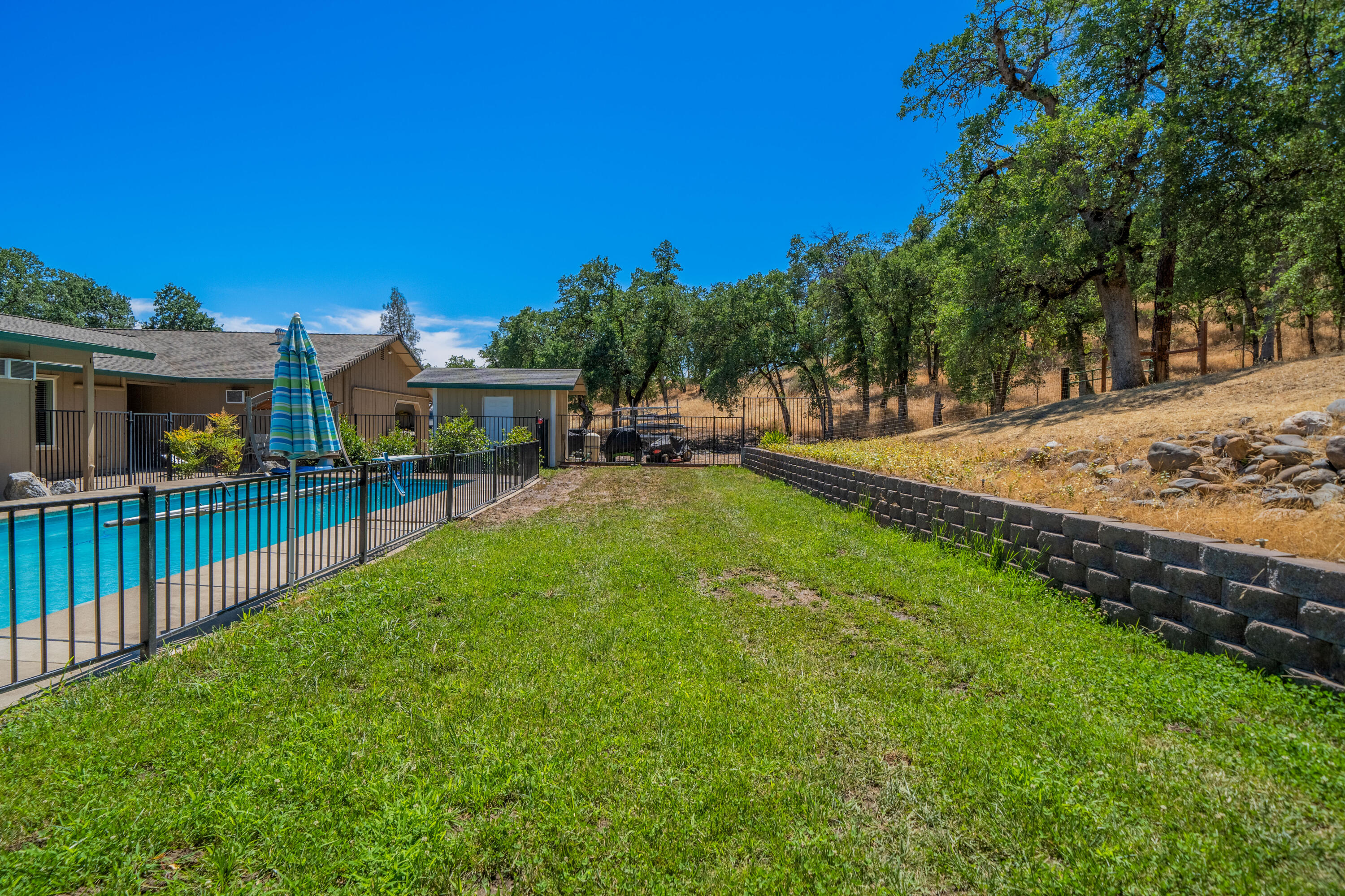 property viewer photo 50