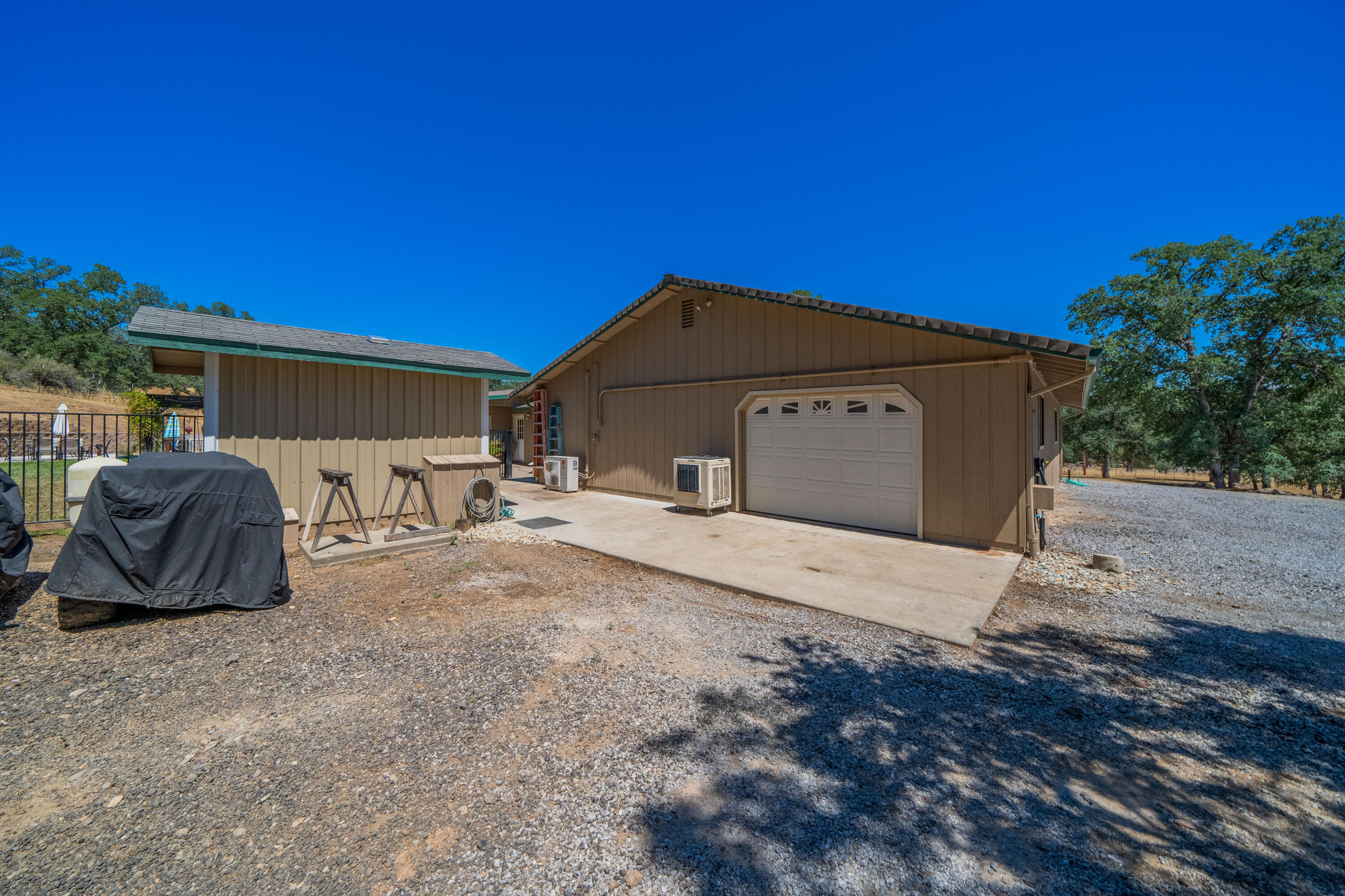 property viewer photo 55
