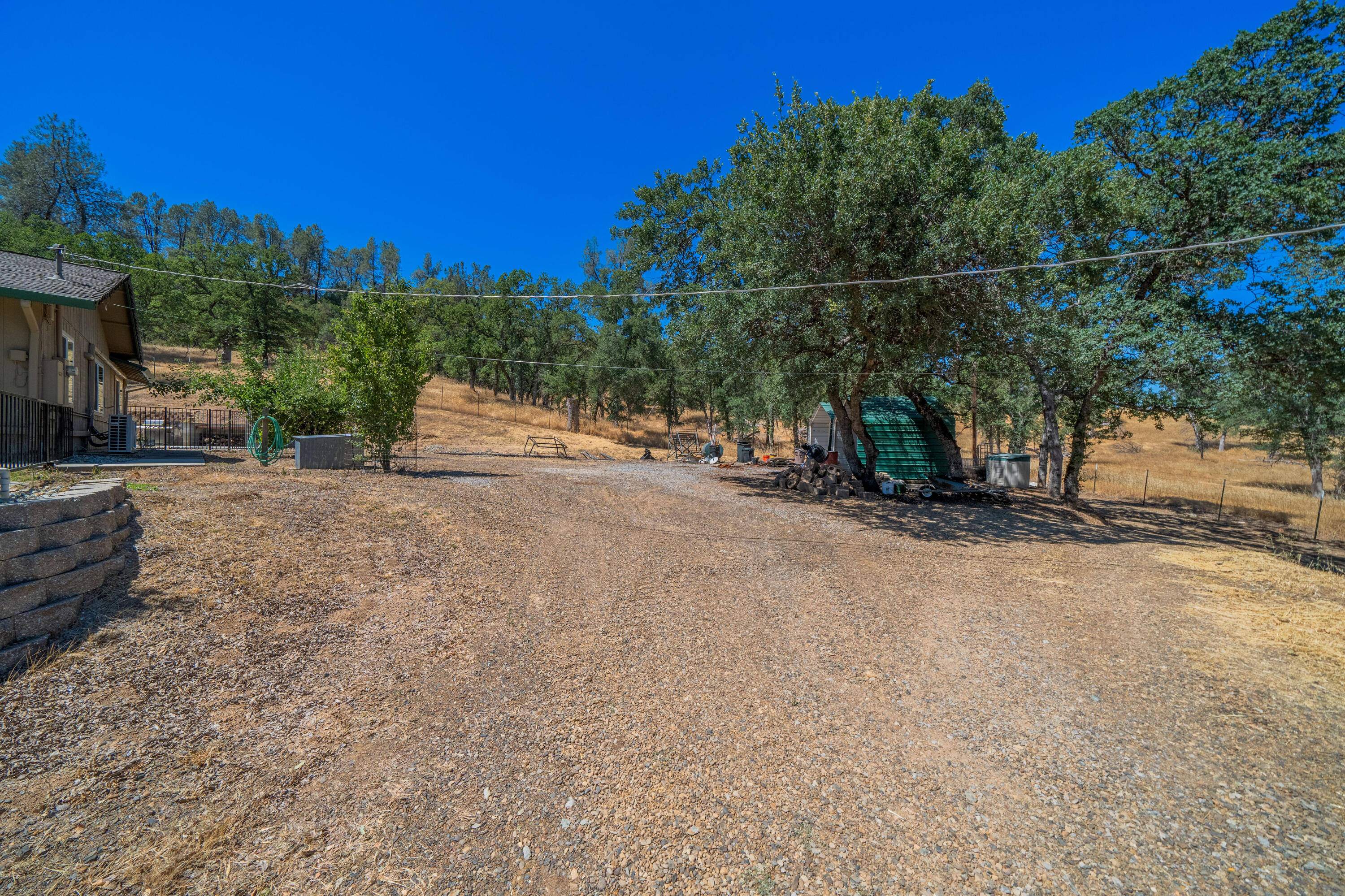 property viewer photo 59