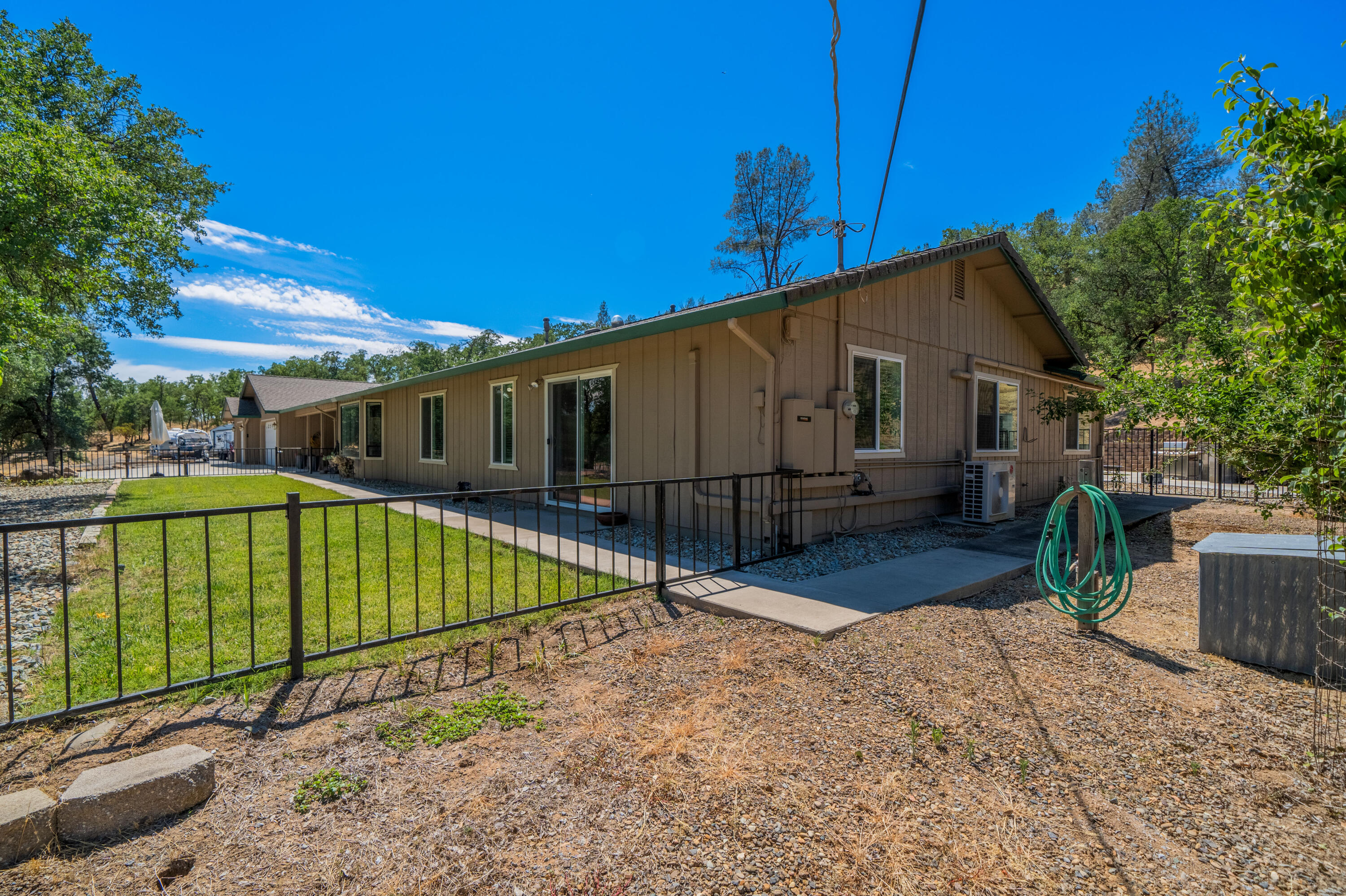 property viewer photo 60