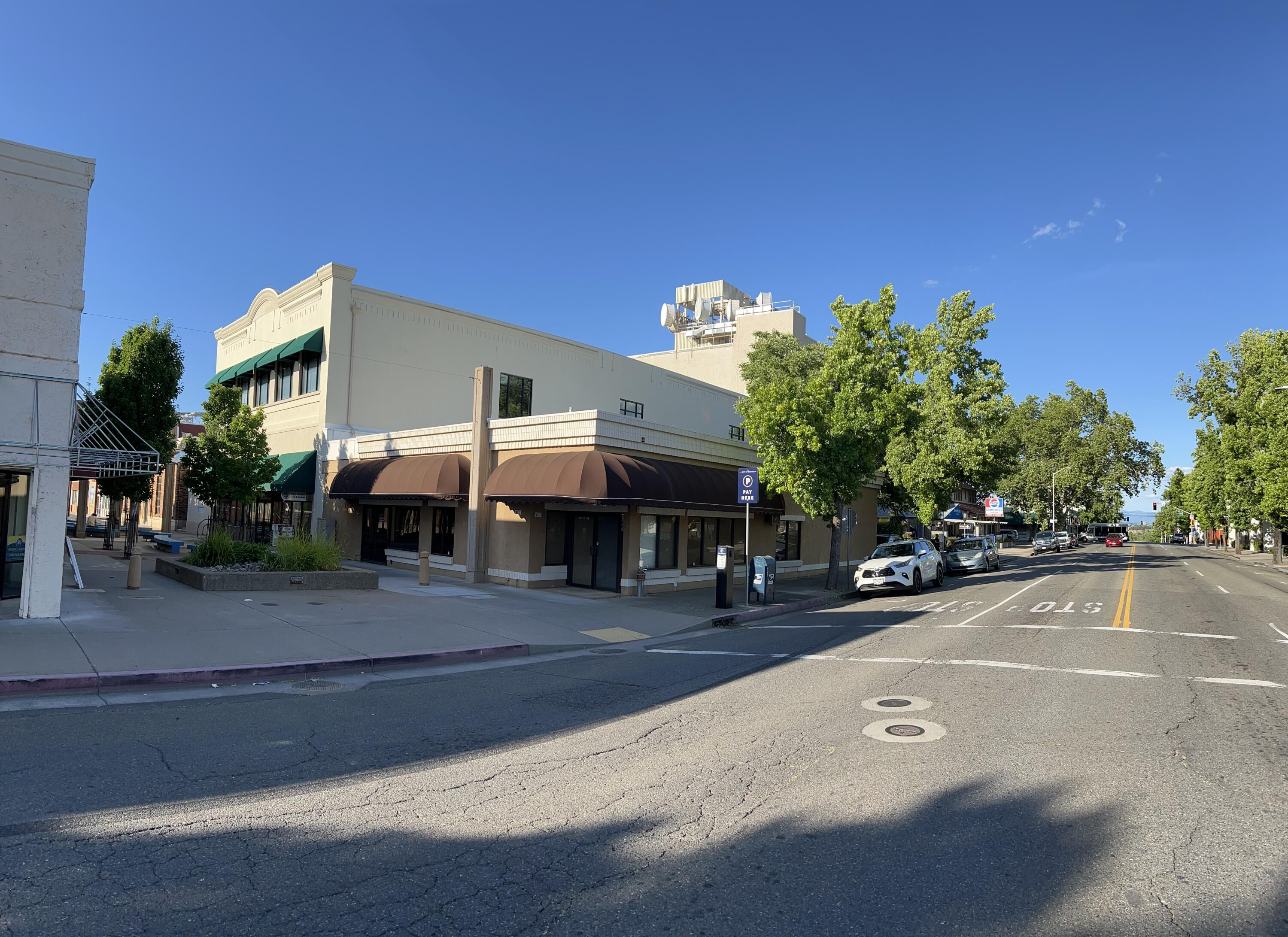 property viewer photo 9