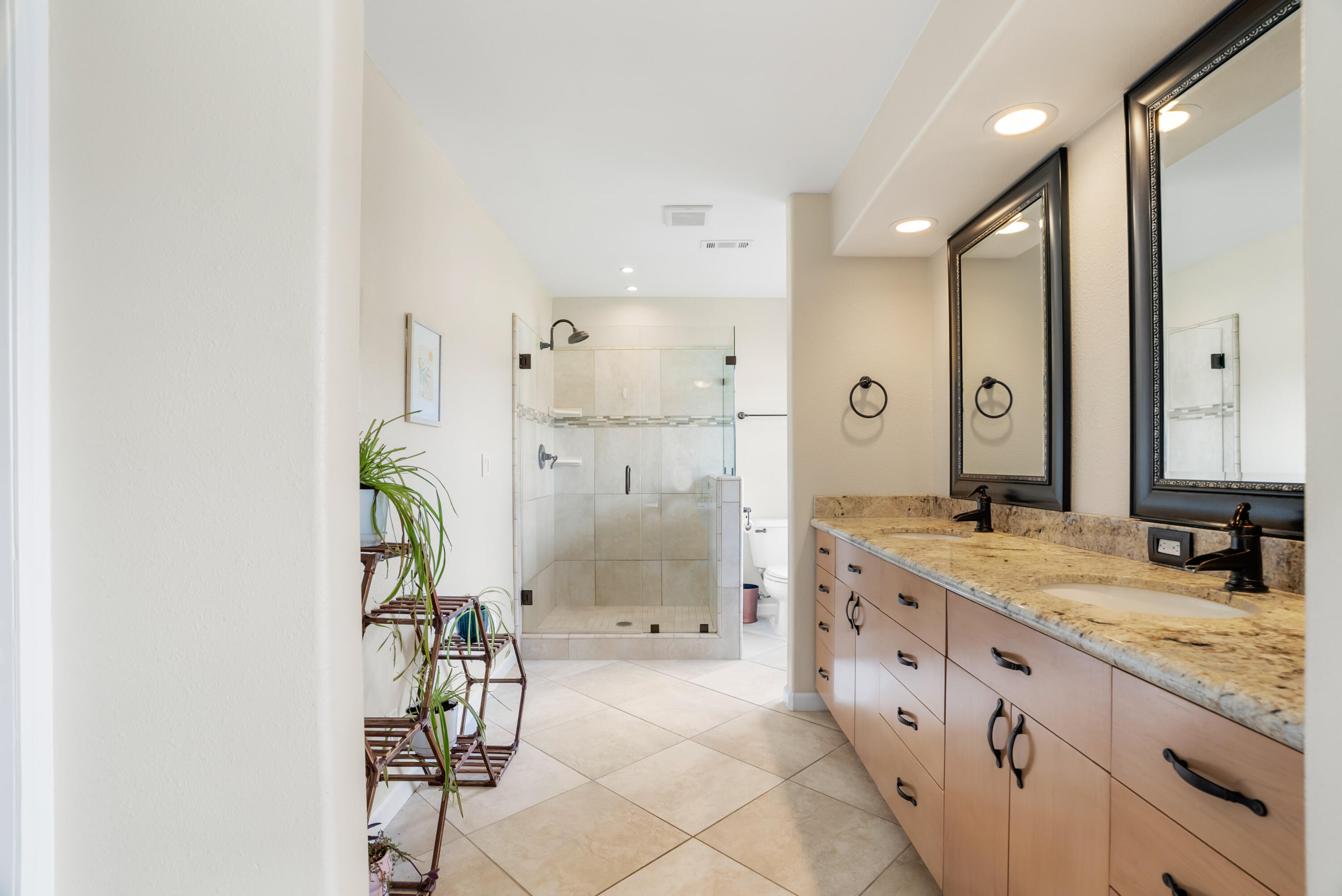 property viewer photo 17