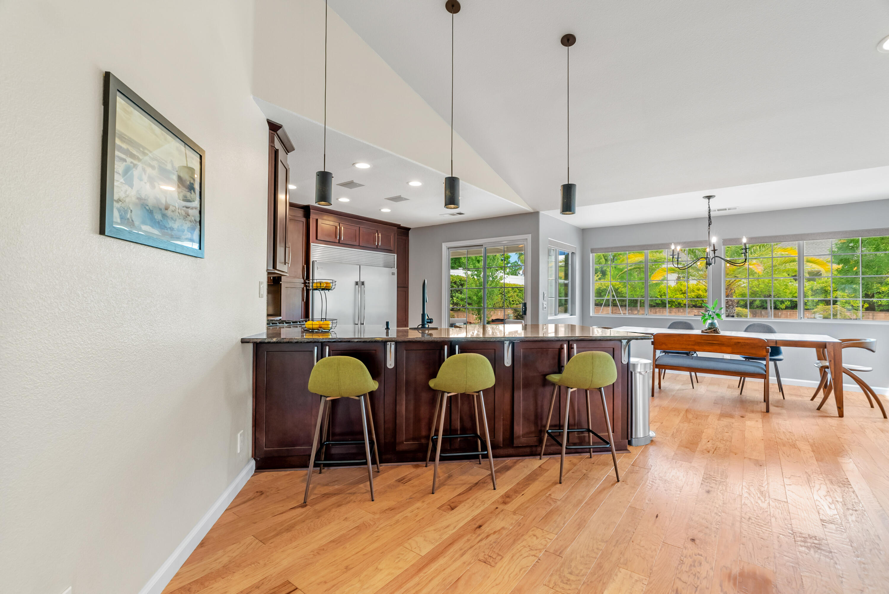 property viewer photo 8