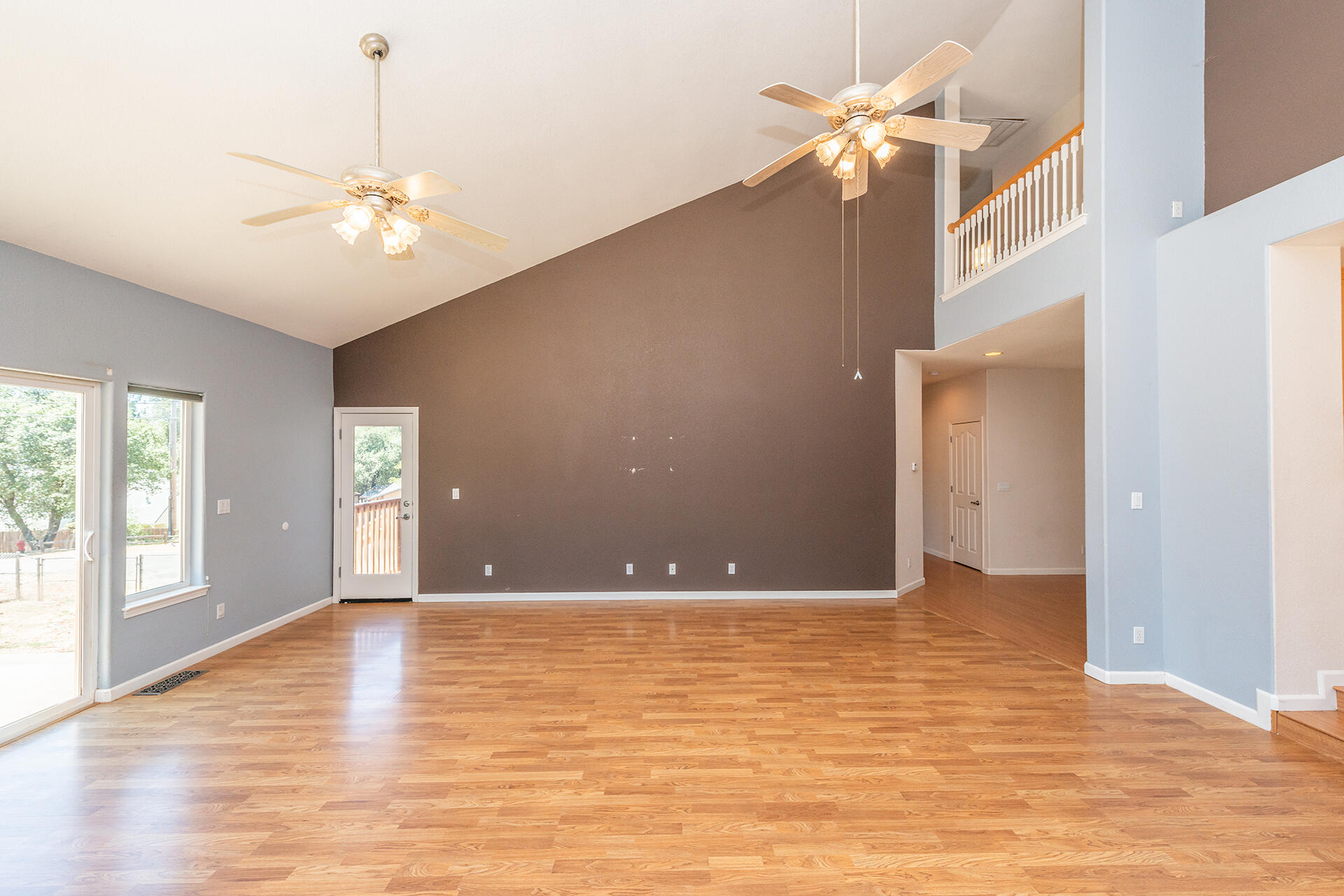 property viewer photo 12