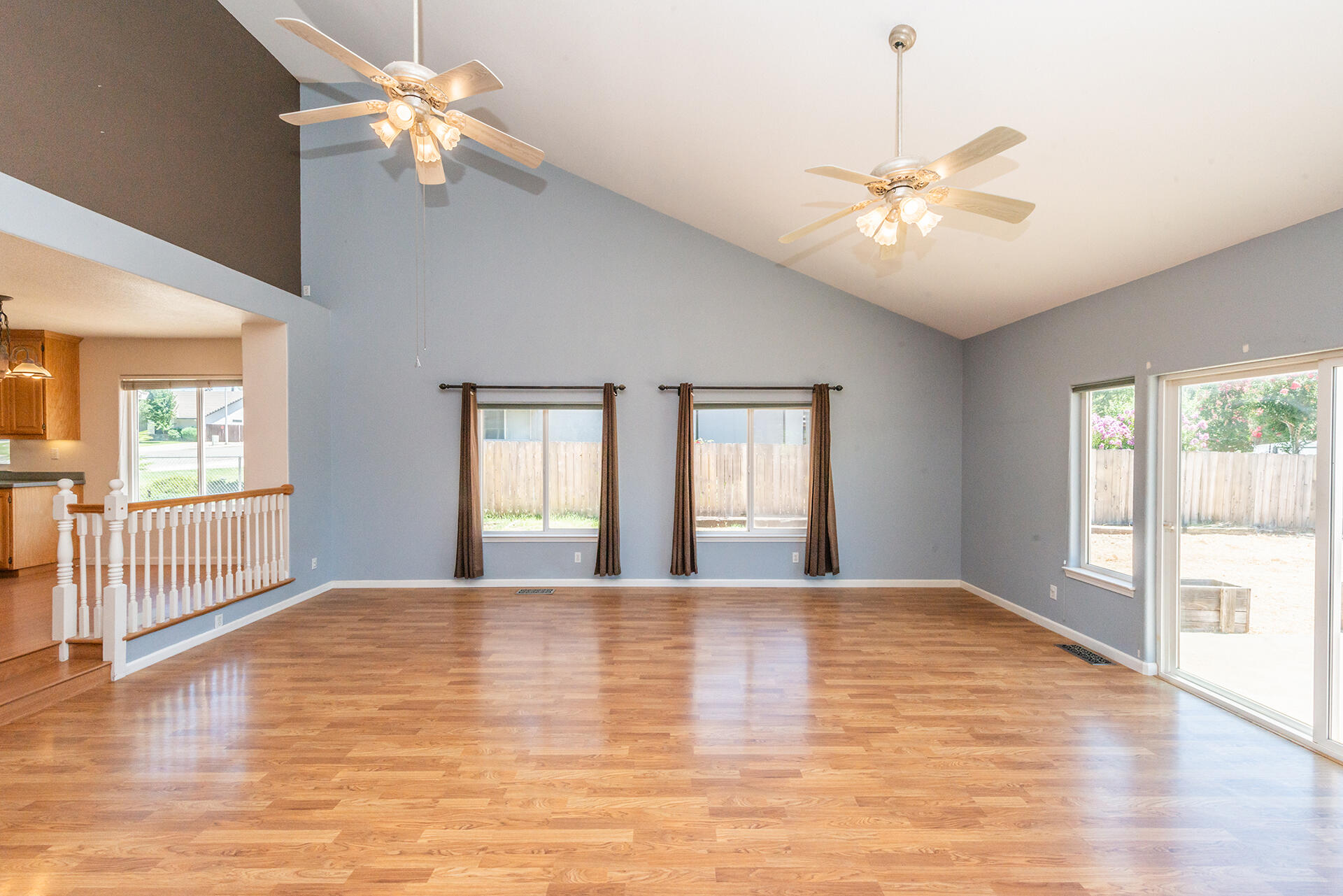 property viewer photo 15