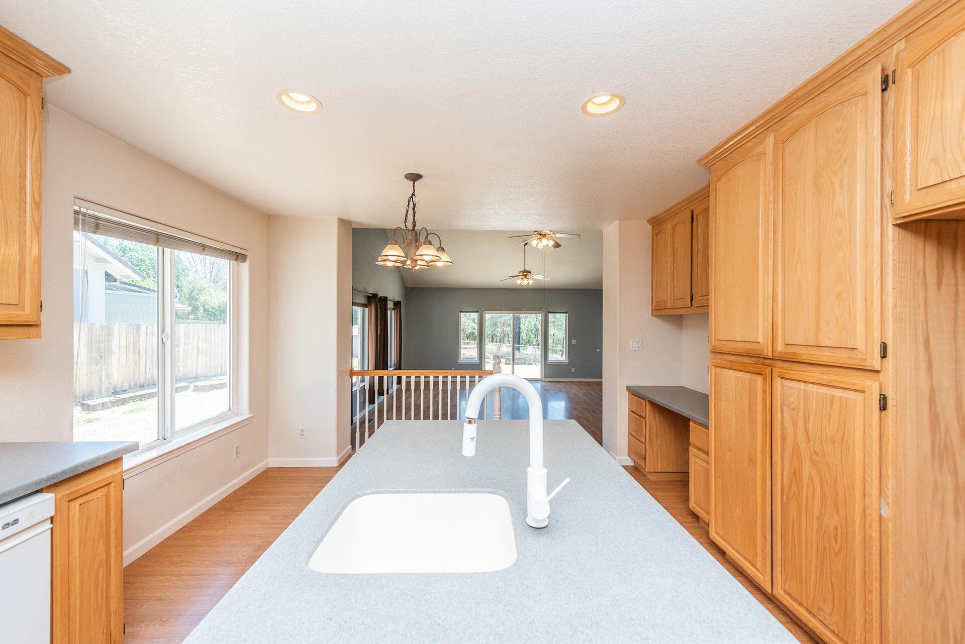 property viewer photo 20