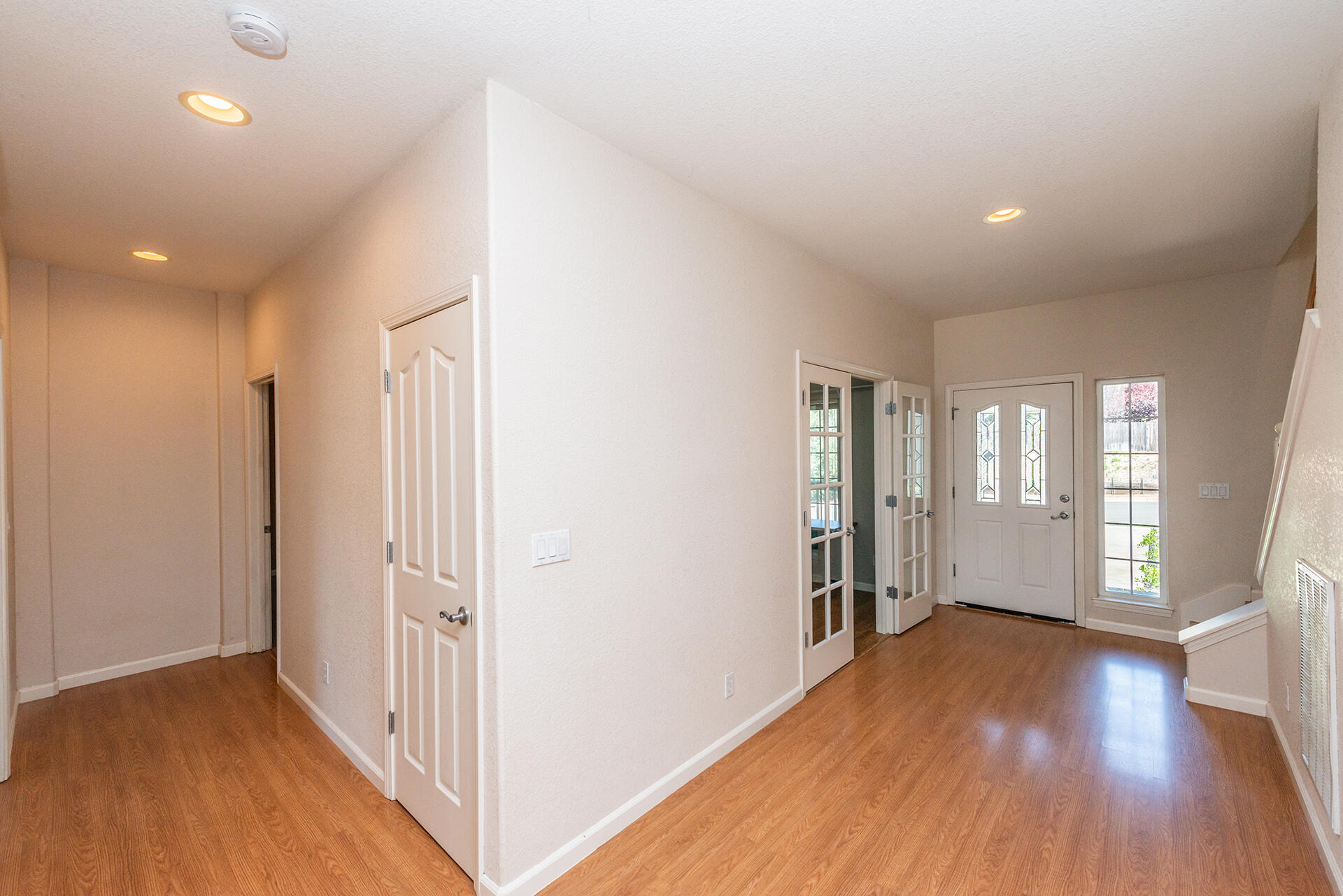 property viewer photo 27