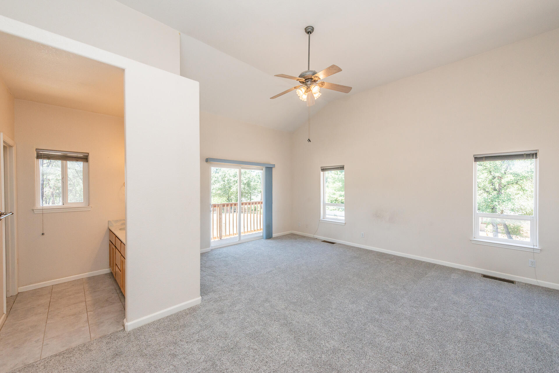 property viewer photo 29