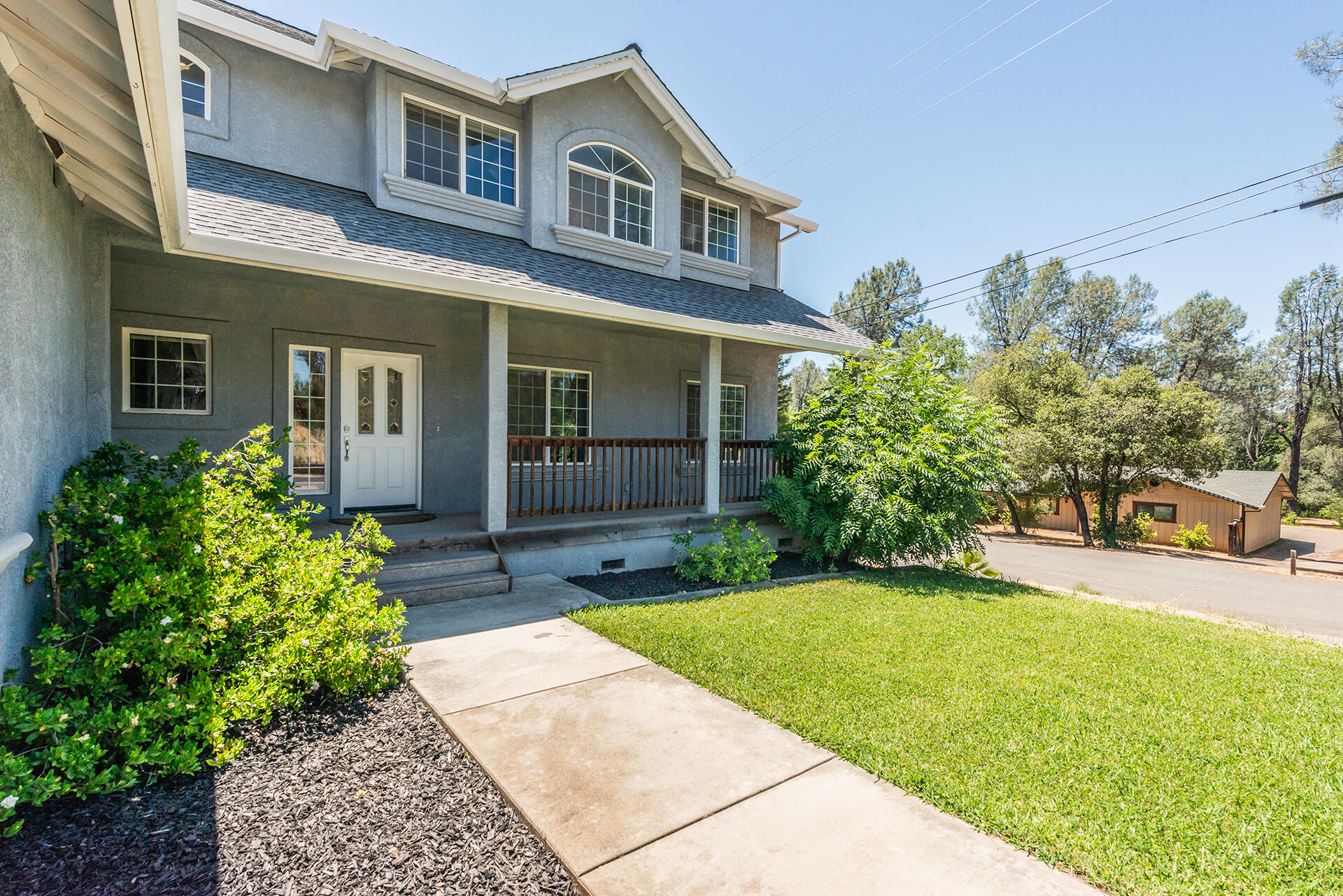 property viewer photo 3