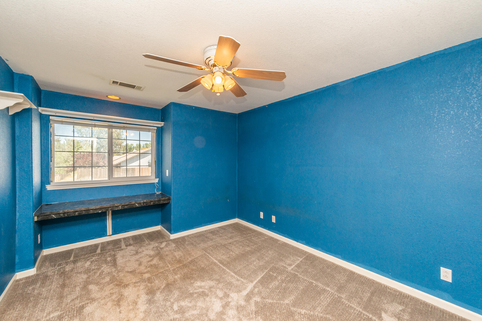 property viewer photo 49