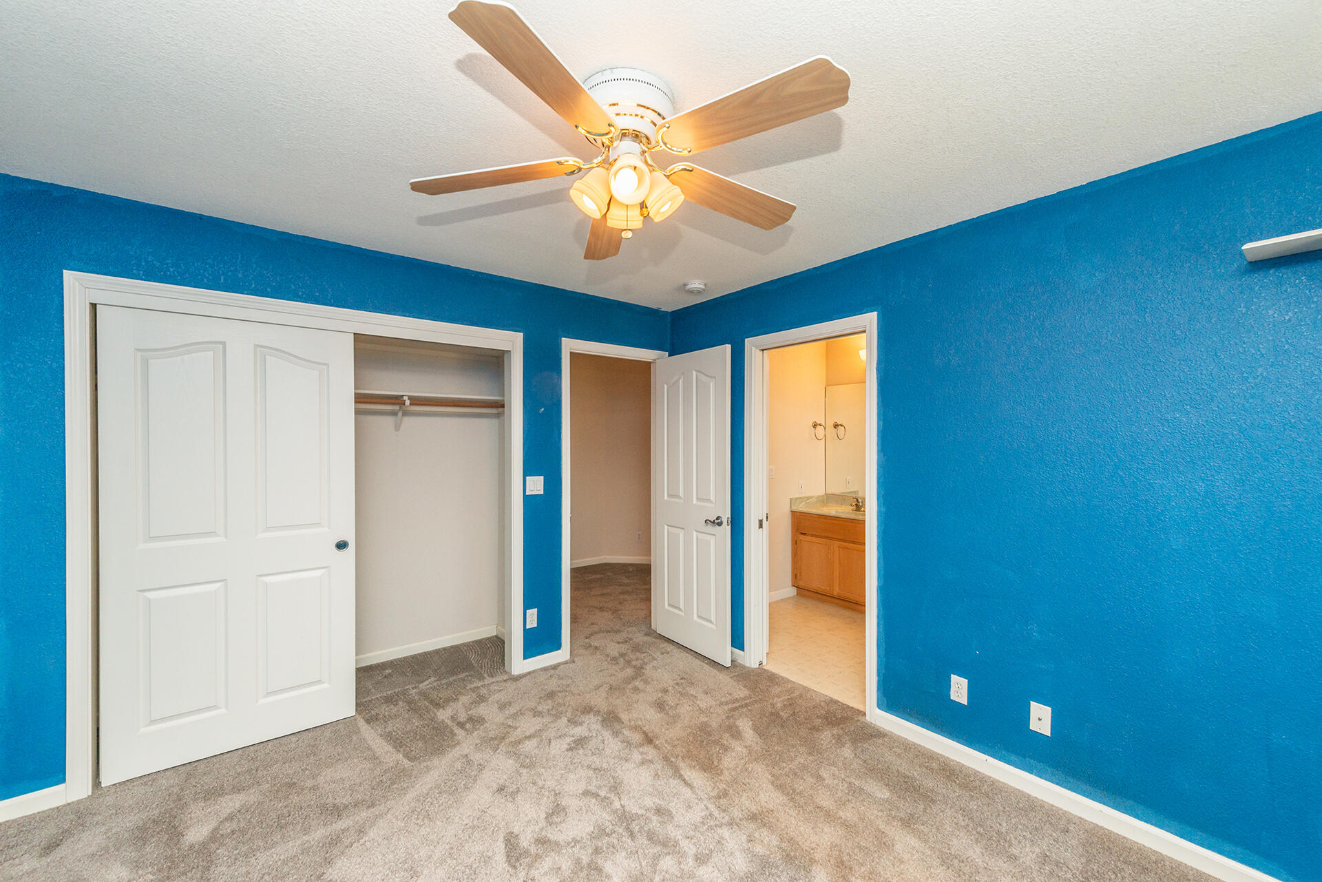 property viewer photo 51
