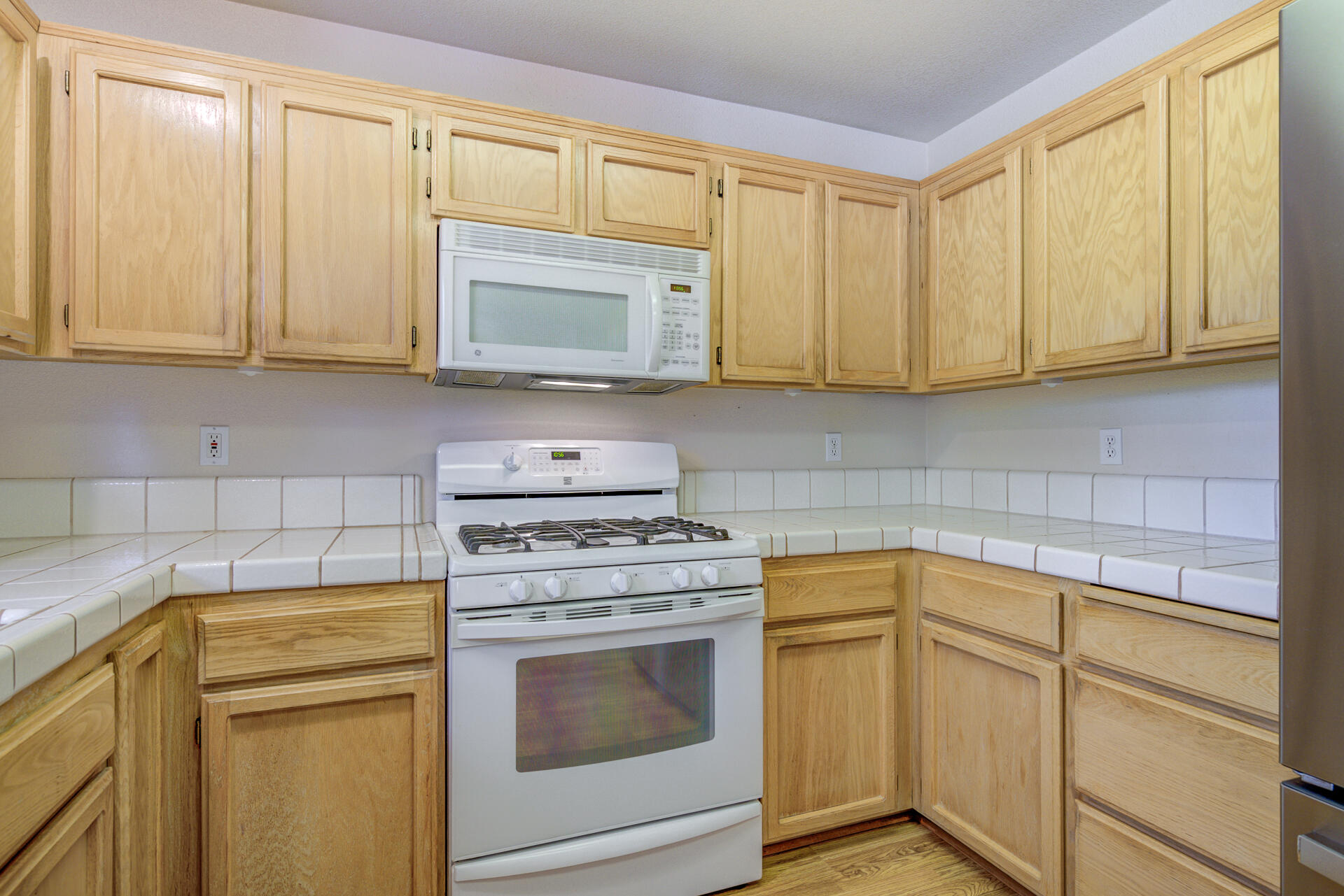 property viewer photo 15