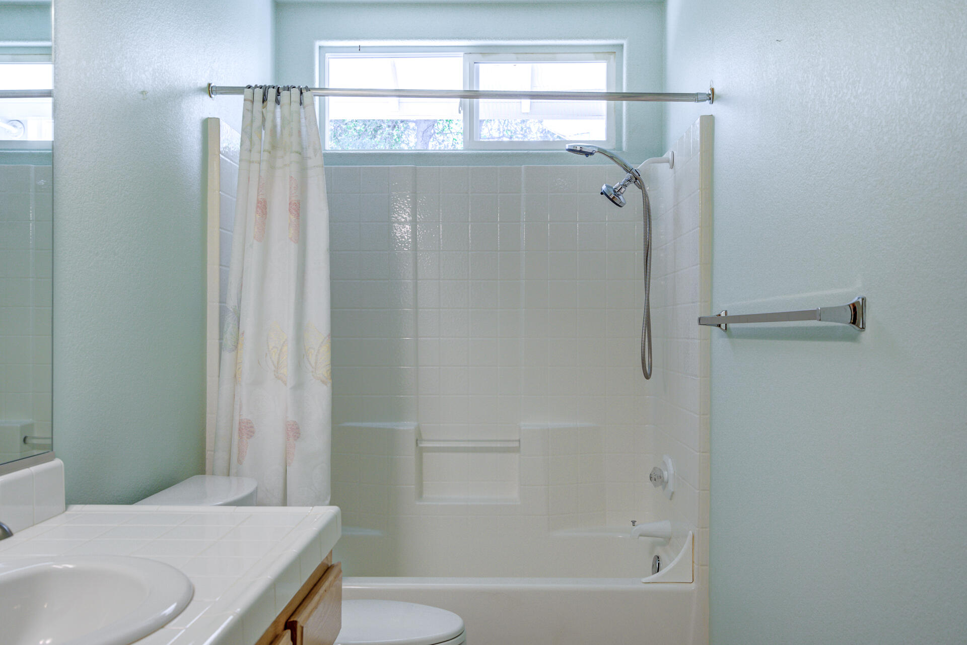 property viewer photo 18