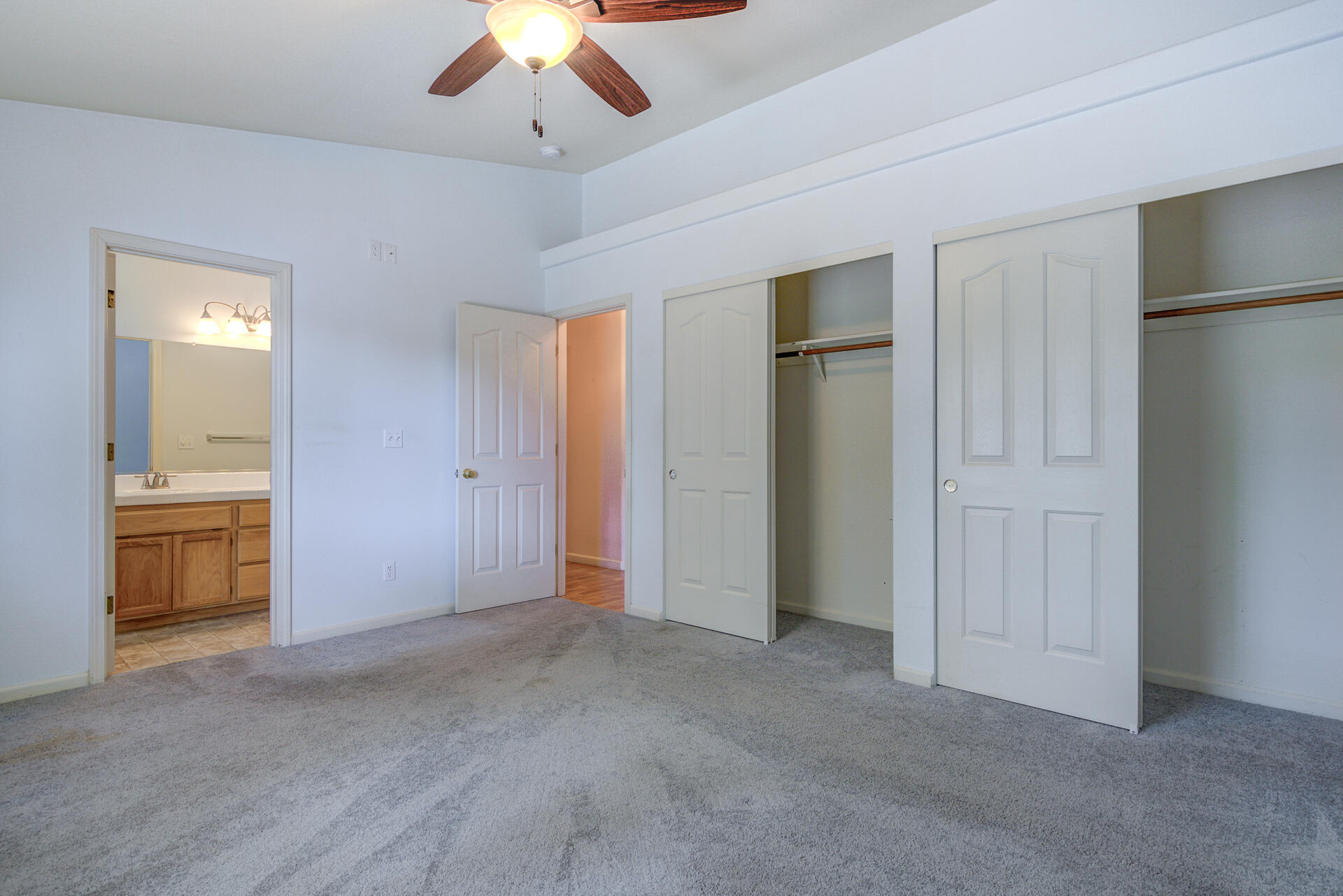 property viewer photo 20