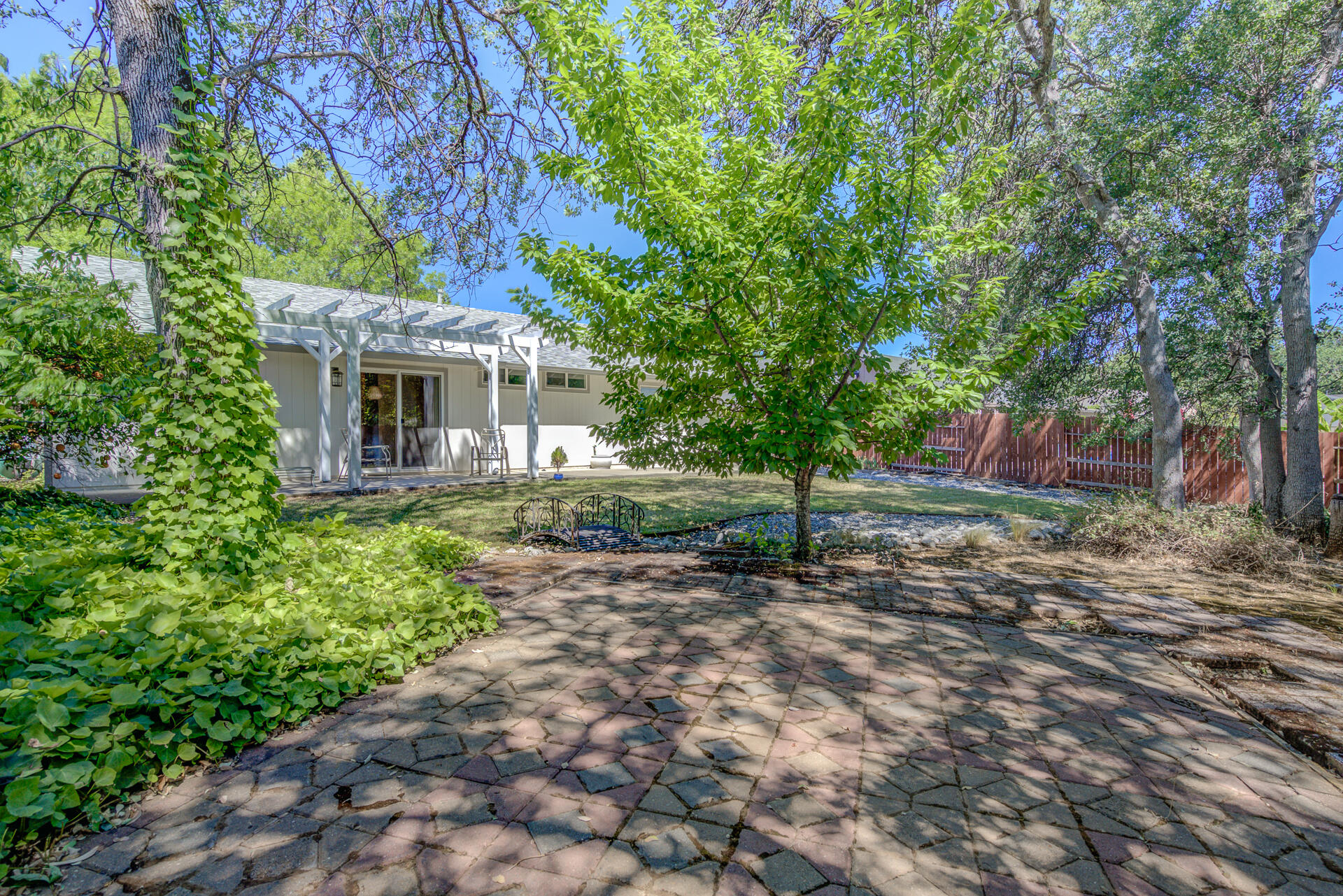 property viewer photo 32