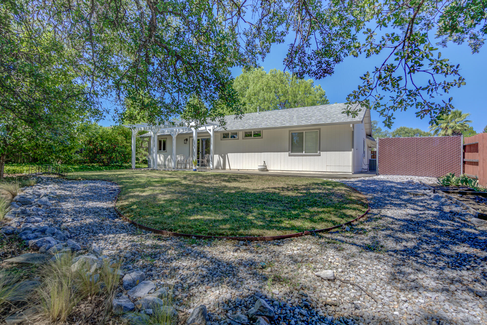 property viewer photo 33