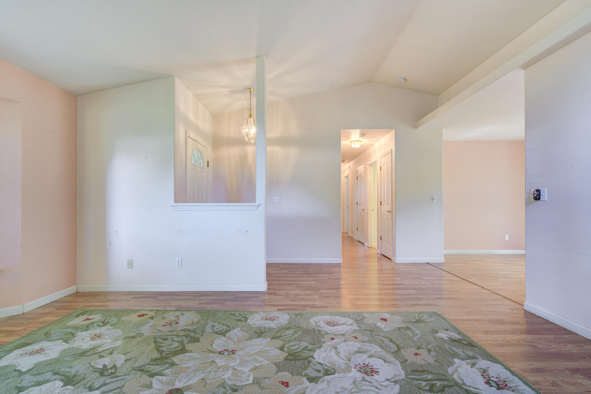 property viewer photo 8