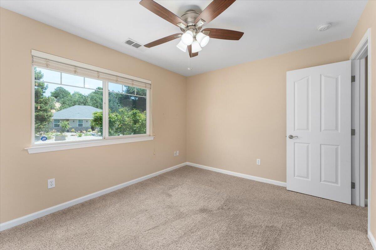 property viewer photo 22