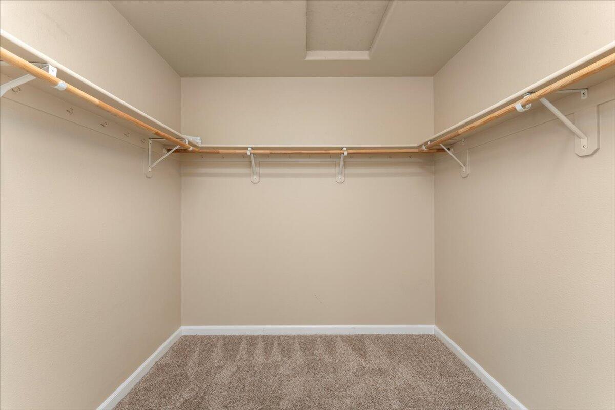 property viewer photo 23