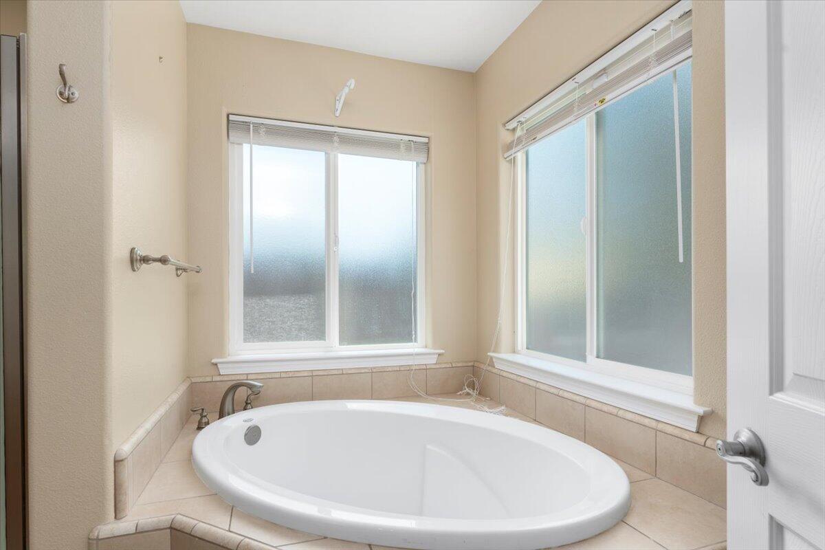 property viewer photo 24