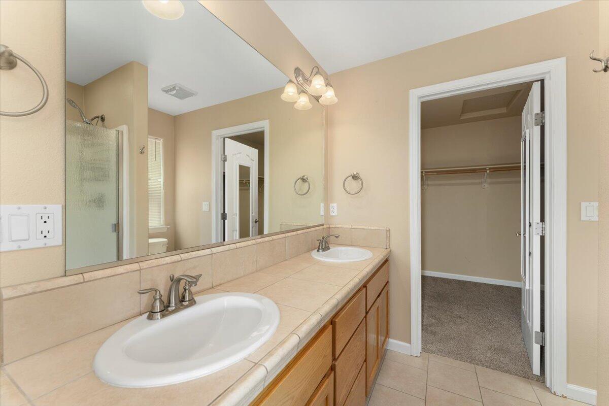 property viewer photo 26