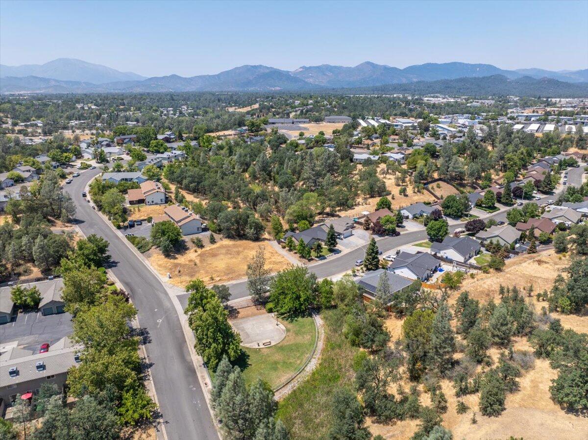 property viewer photo 3
