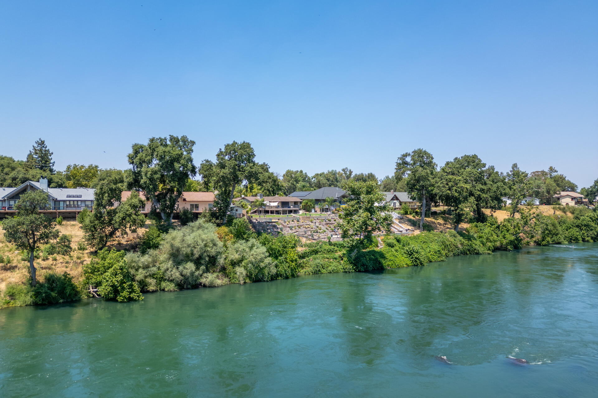 property viewer photo 1